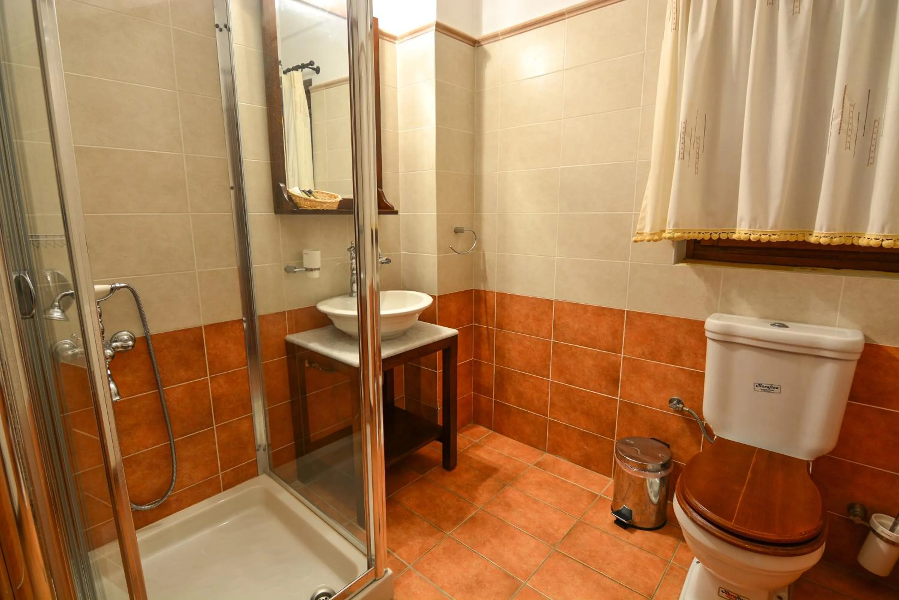 Bathroom in Karyatis Resort
