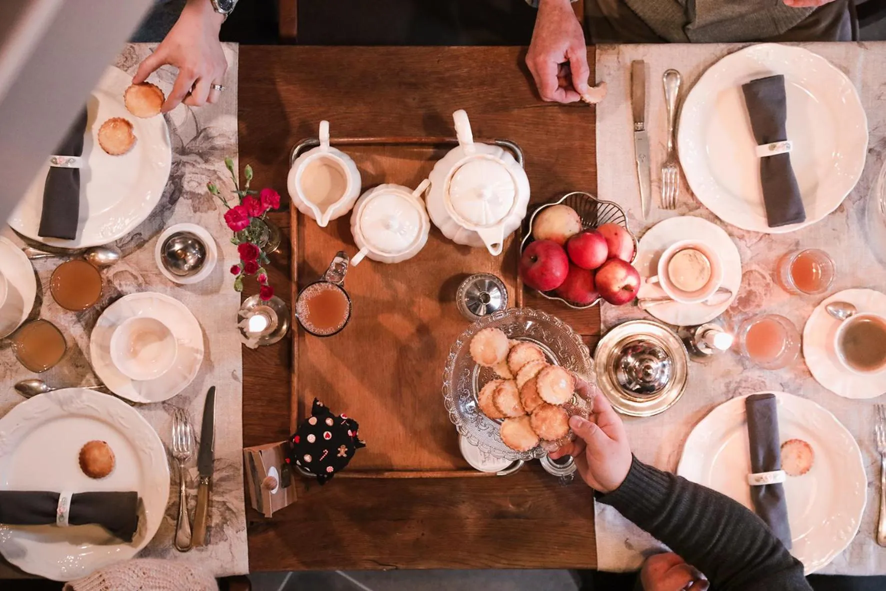 Breakfast in Les Chambres du Chat