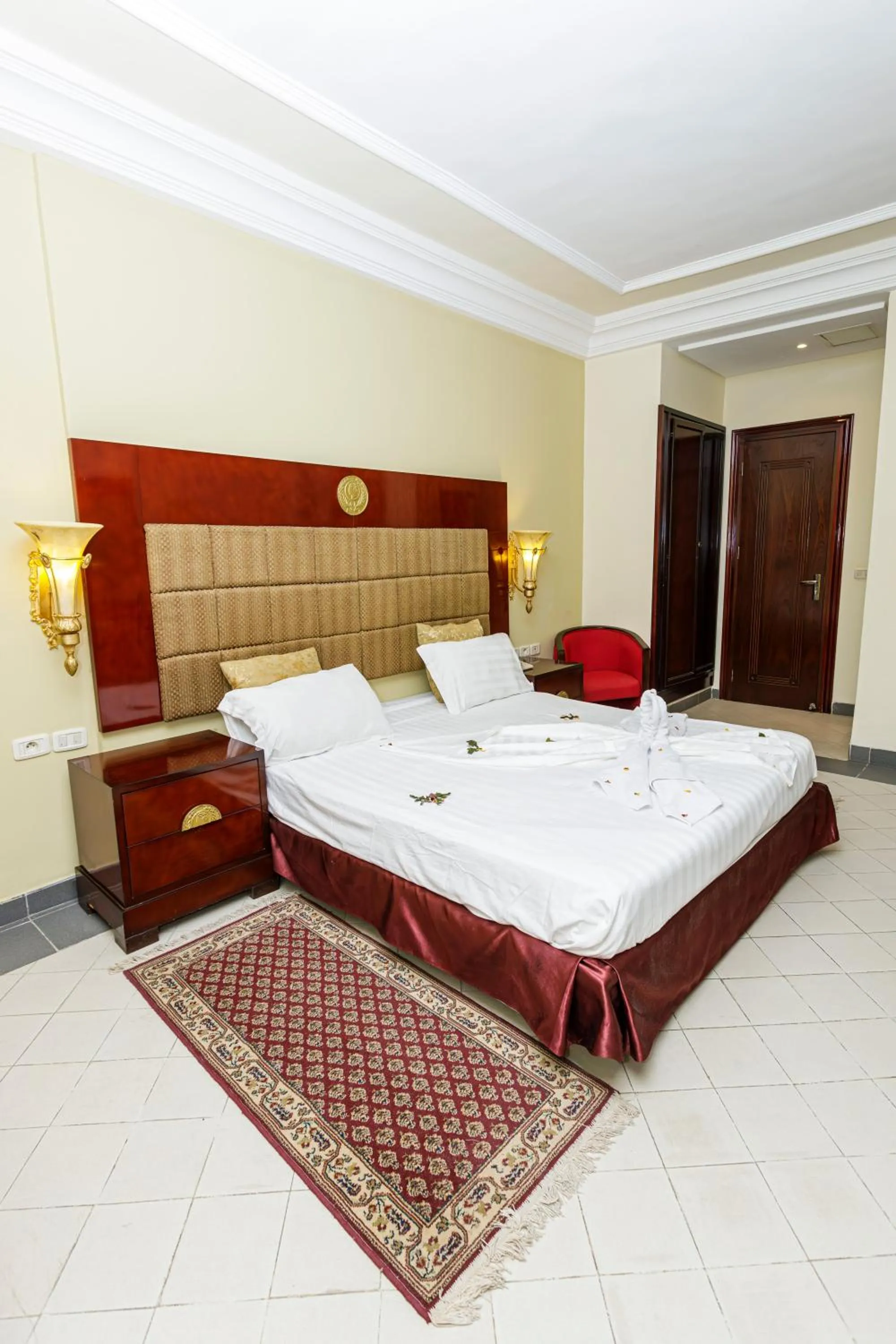 Bed in César Palace Sousse