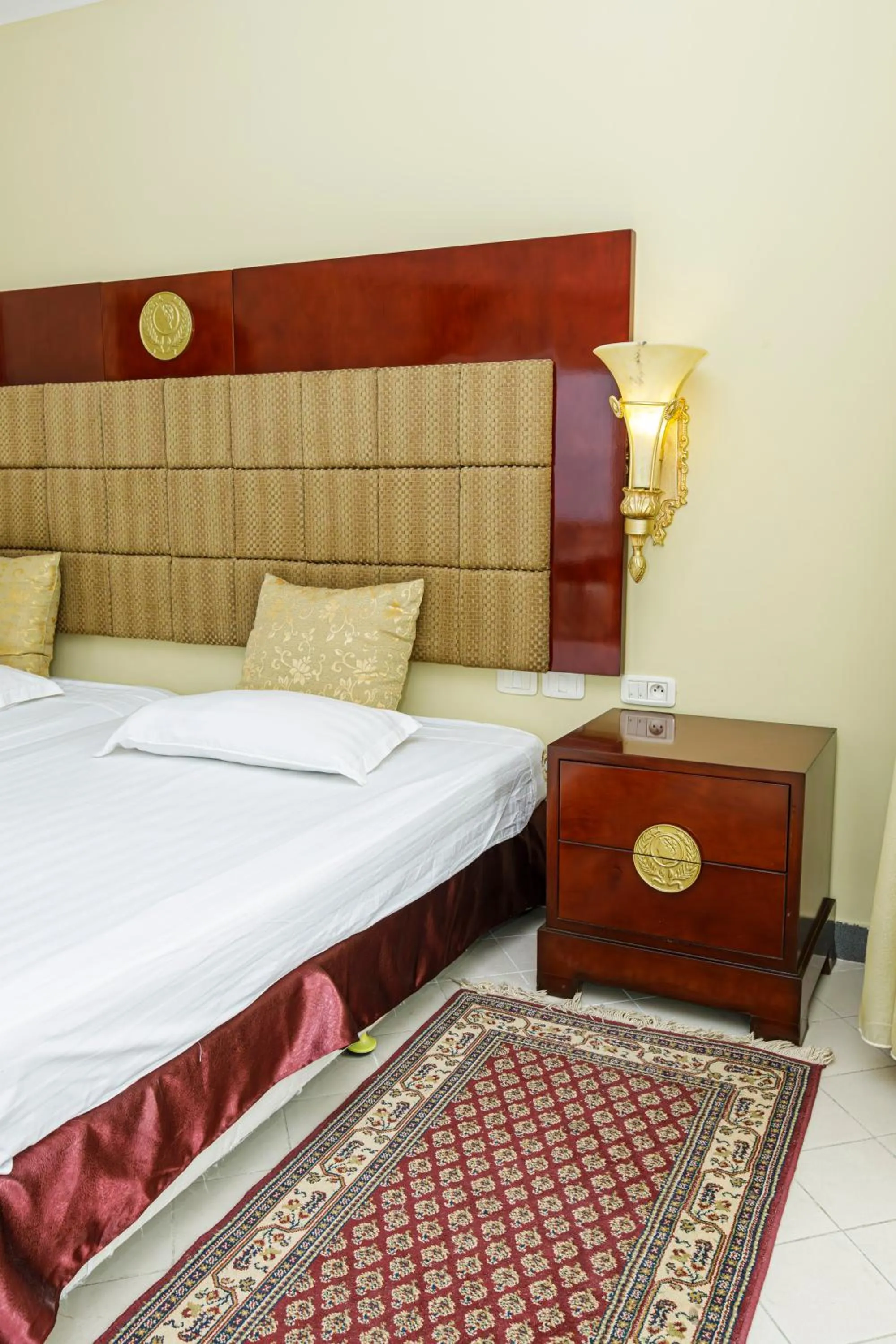 Bed in César Palace Sousse