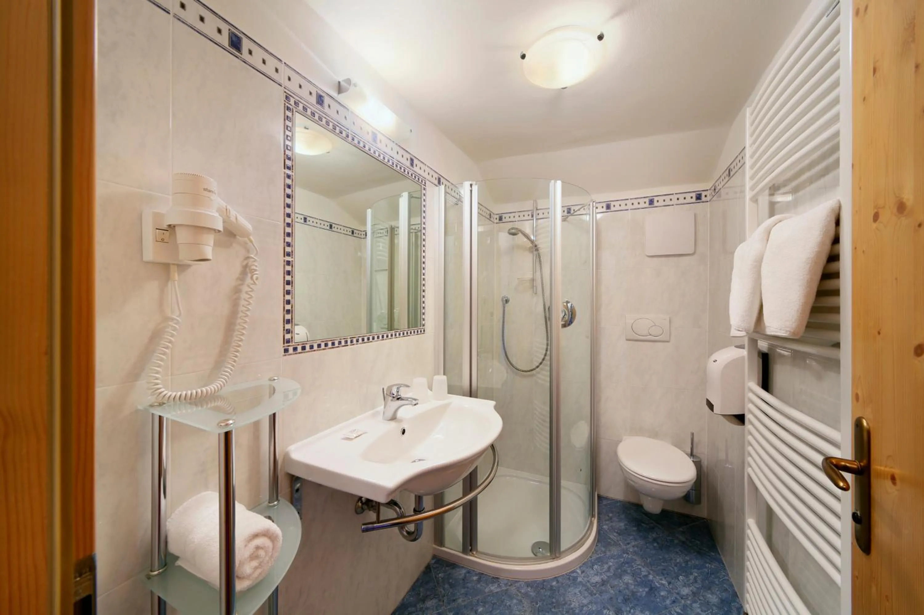 Double Room in Hotel Avelina