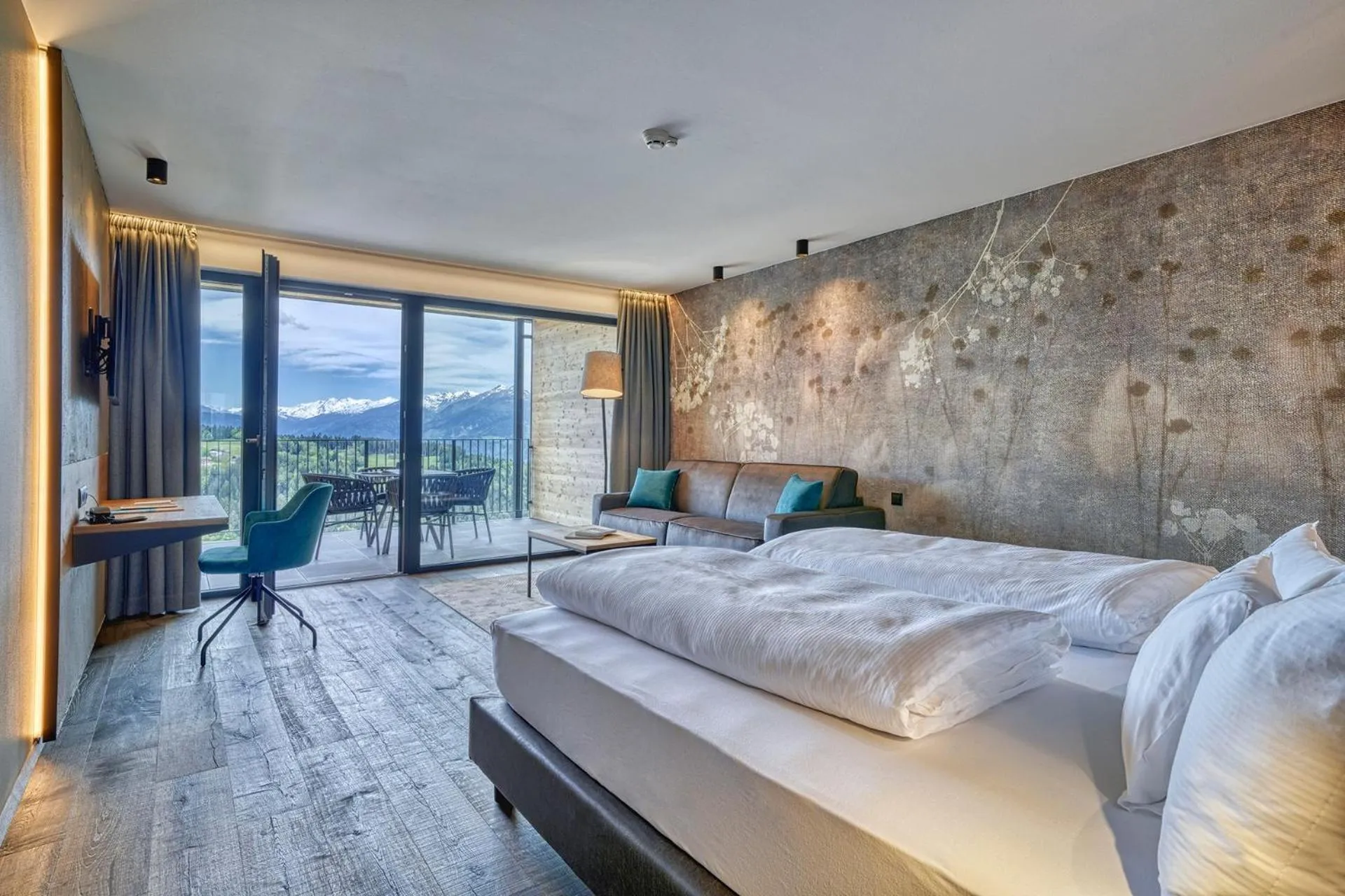 Bed in Hotel Avelina