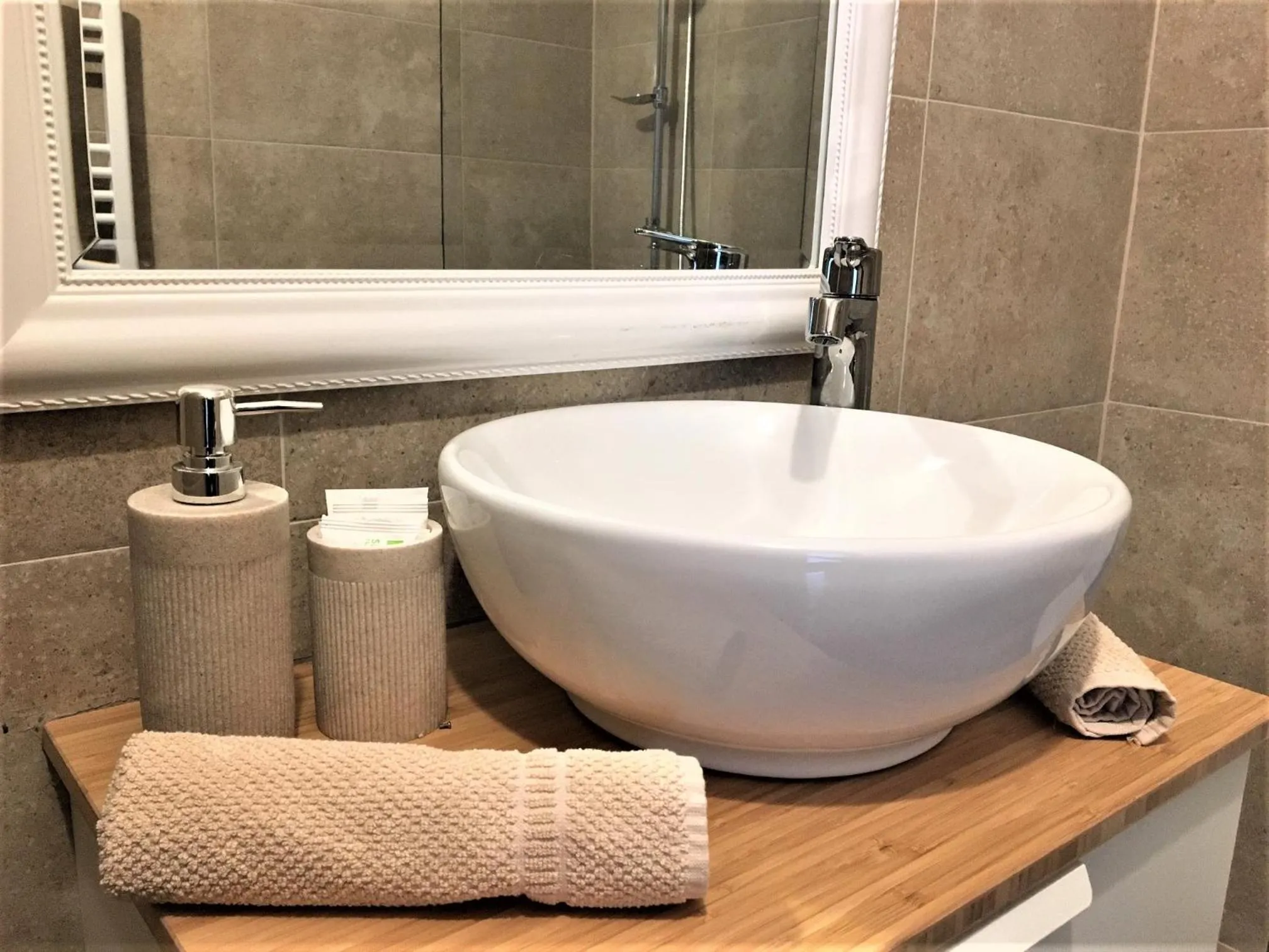 Bathroom in 4 Seasons Apartments