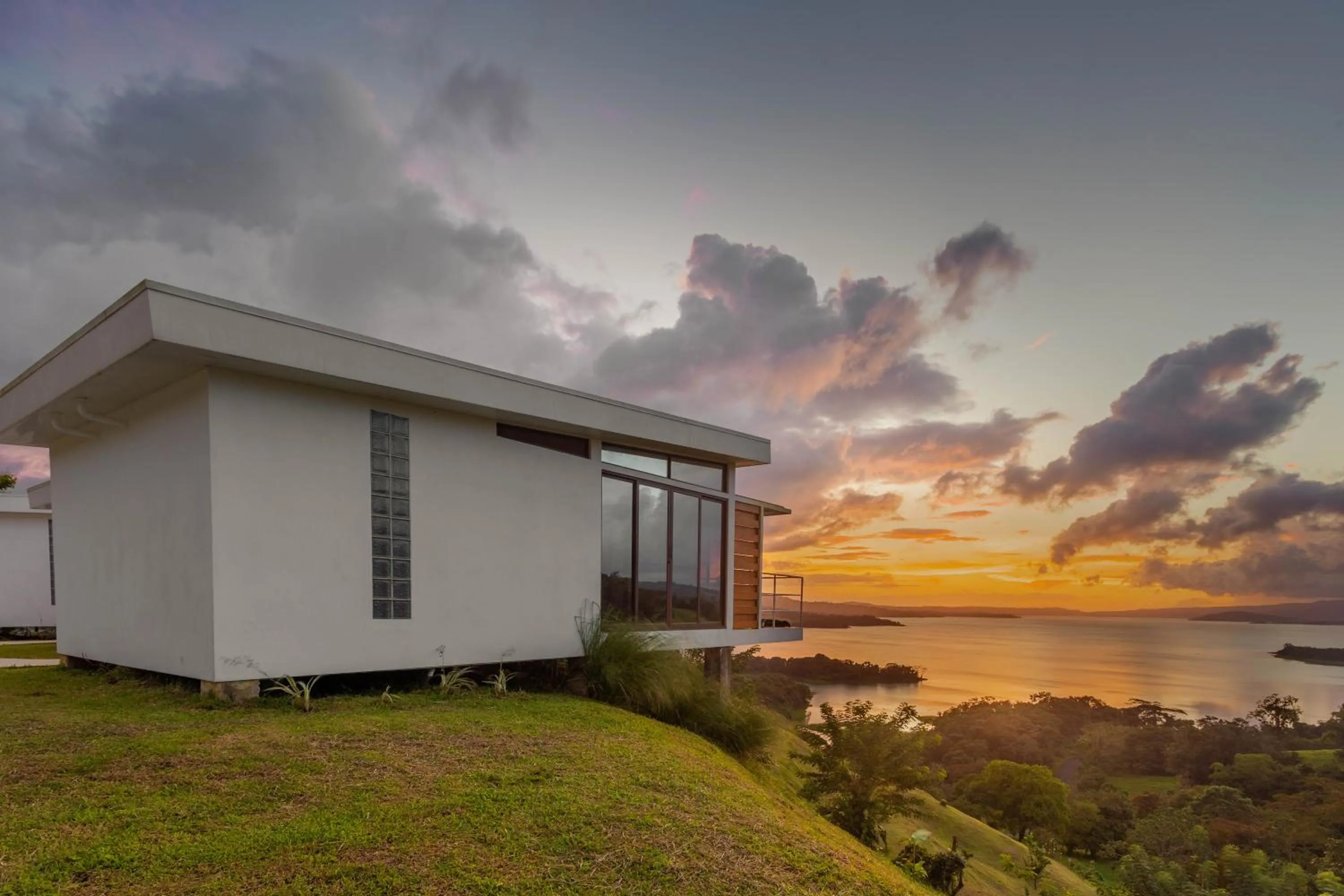 Lake view in Hotel Laguna Arenal