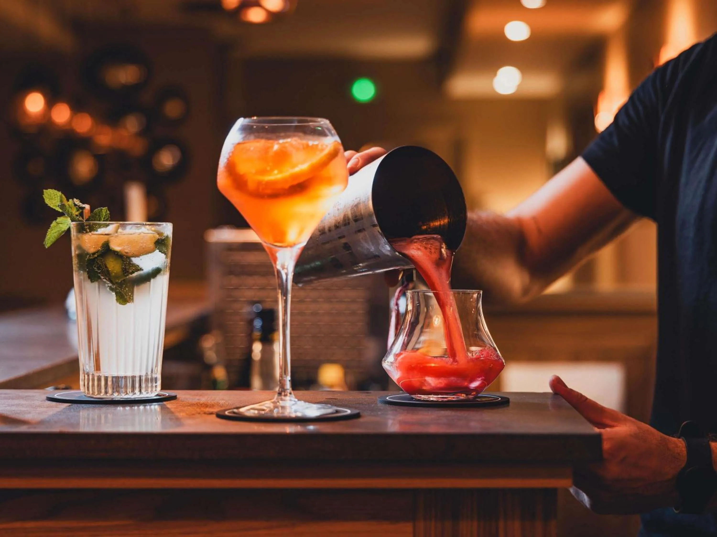 Lounge or bar in Cour du Corbeau Hotel Strasbourg - MGallery Collection