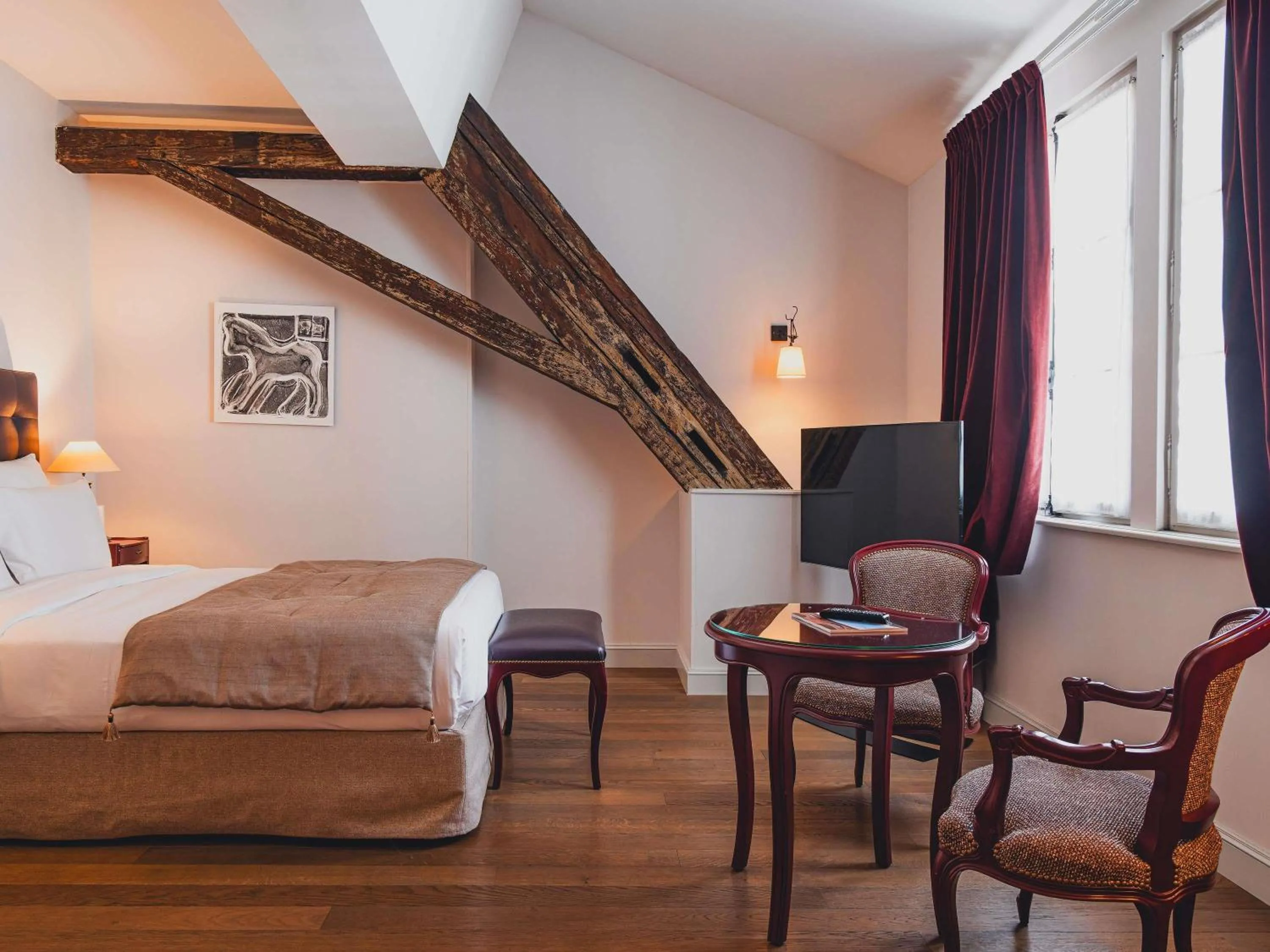 Bedroom, Bed in Cour du Corbeau Hotel Strasbourg - MGallery Collection