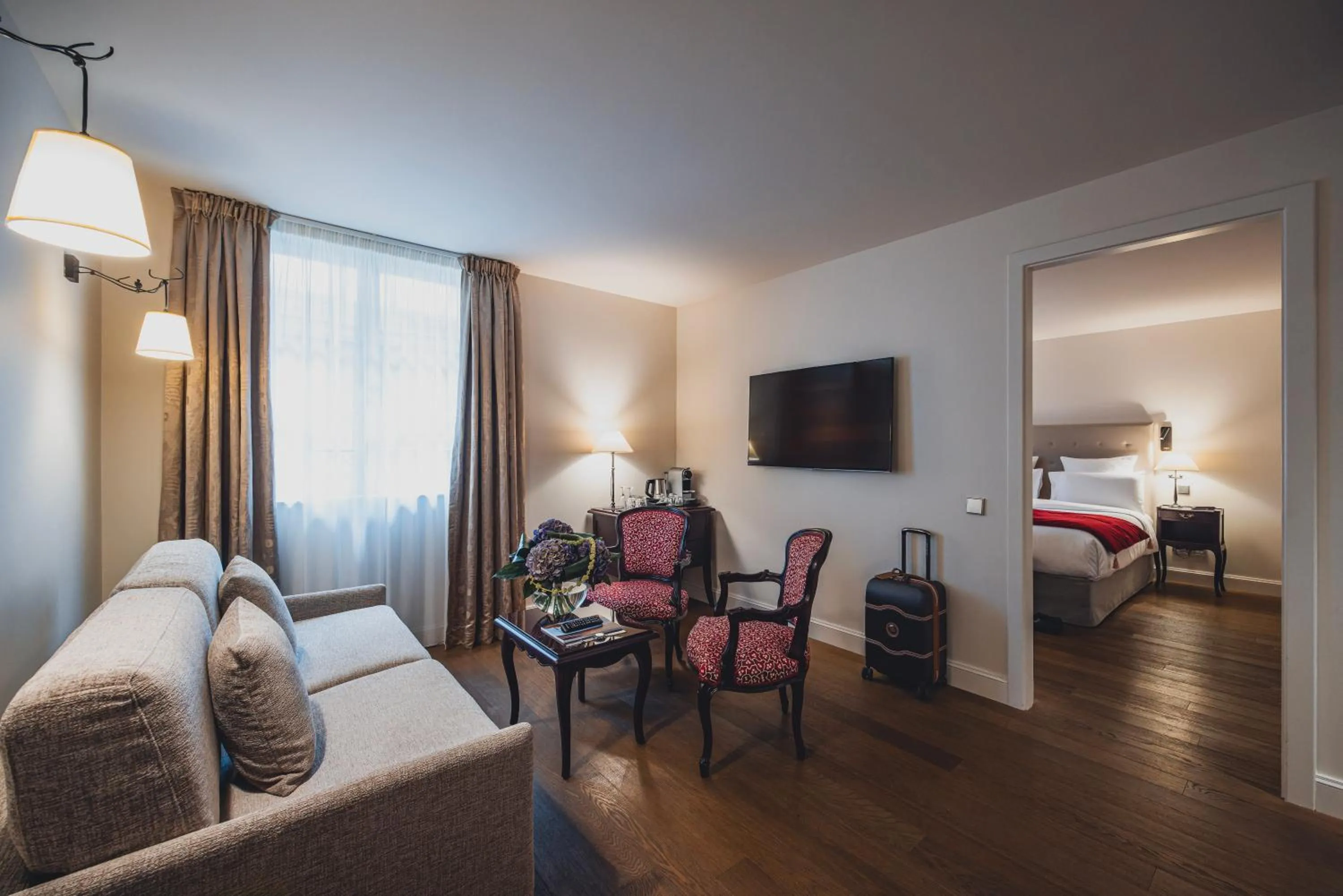 Photo of the whole room, Bed in Cour du Corbeau Hotel Strasbourg - MGallery Collection