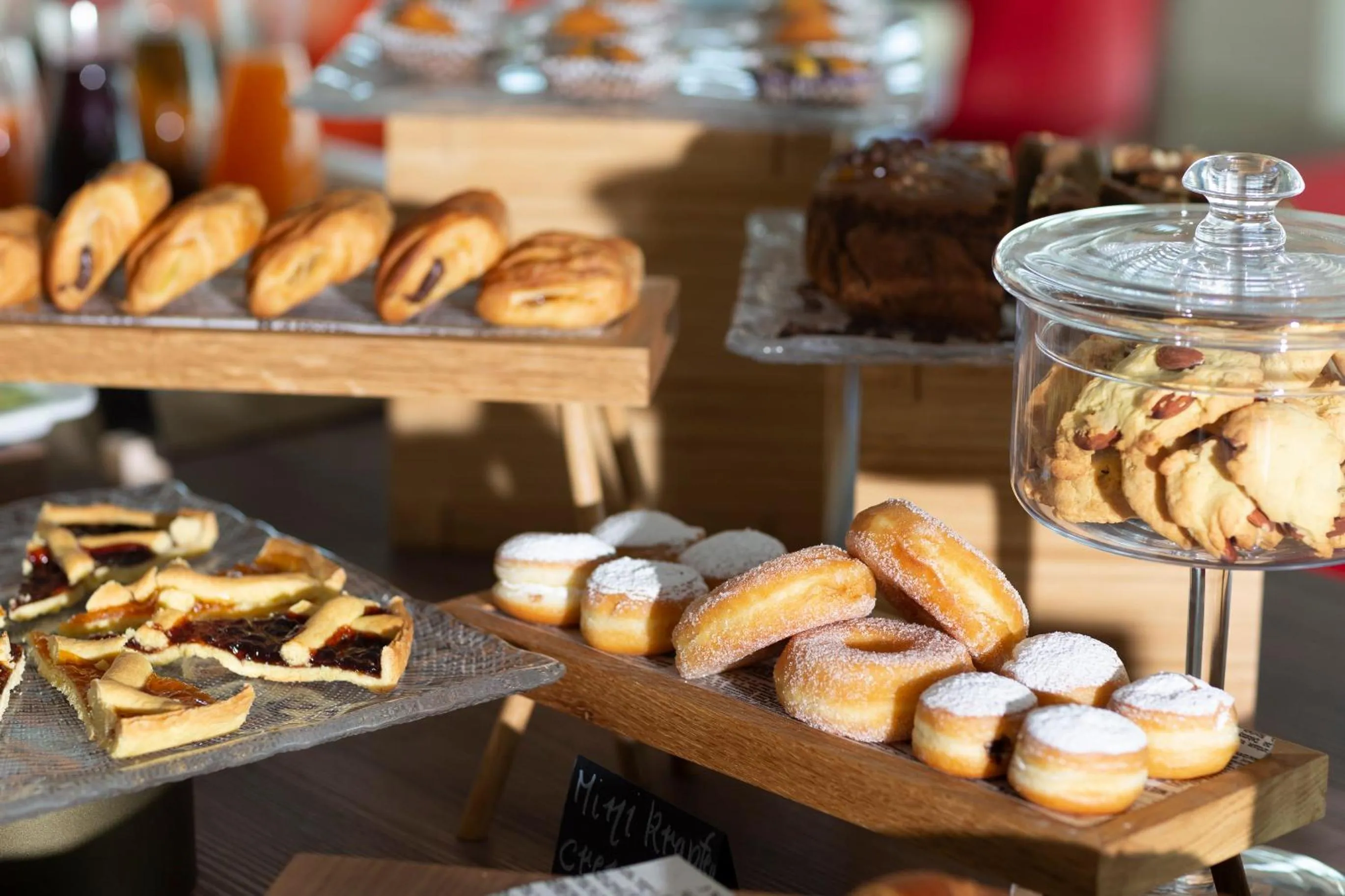 Breakfast in Little Hotel