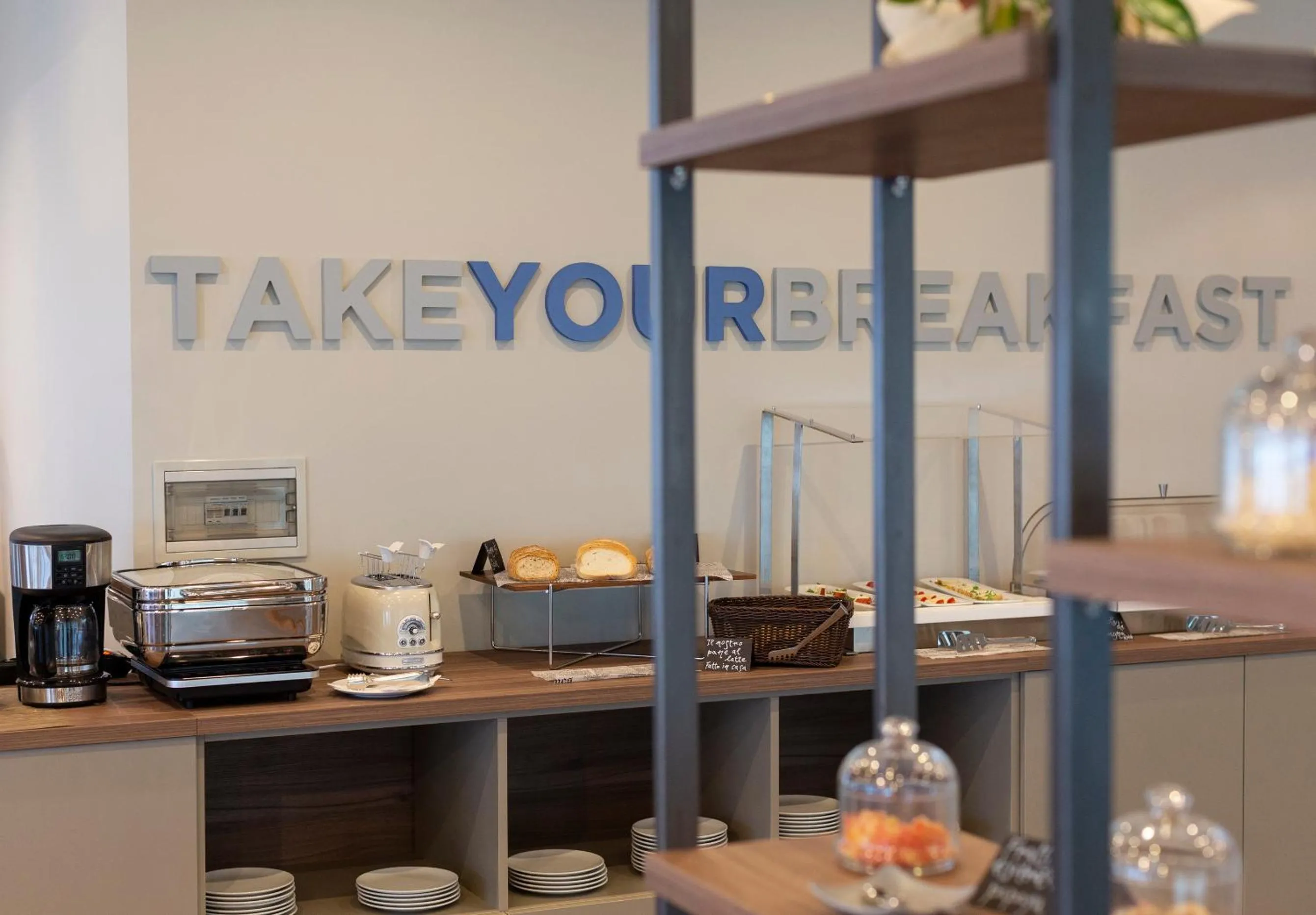 Breakfast in Little Hotel