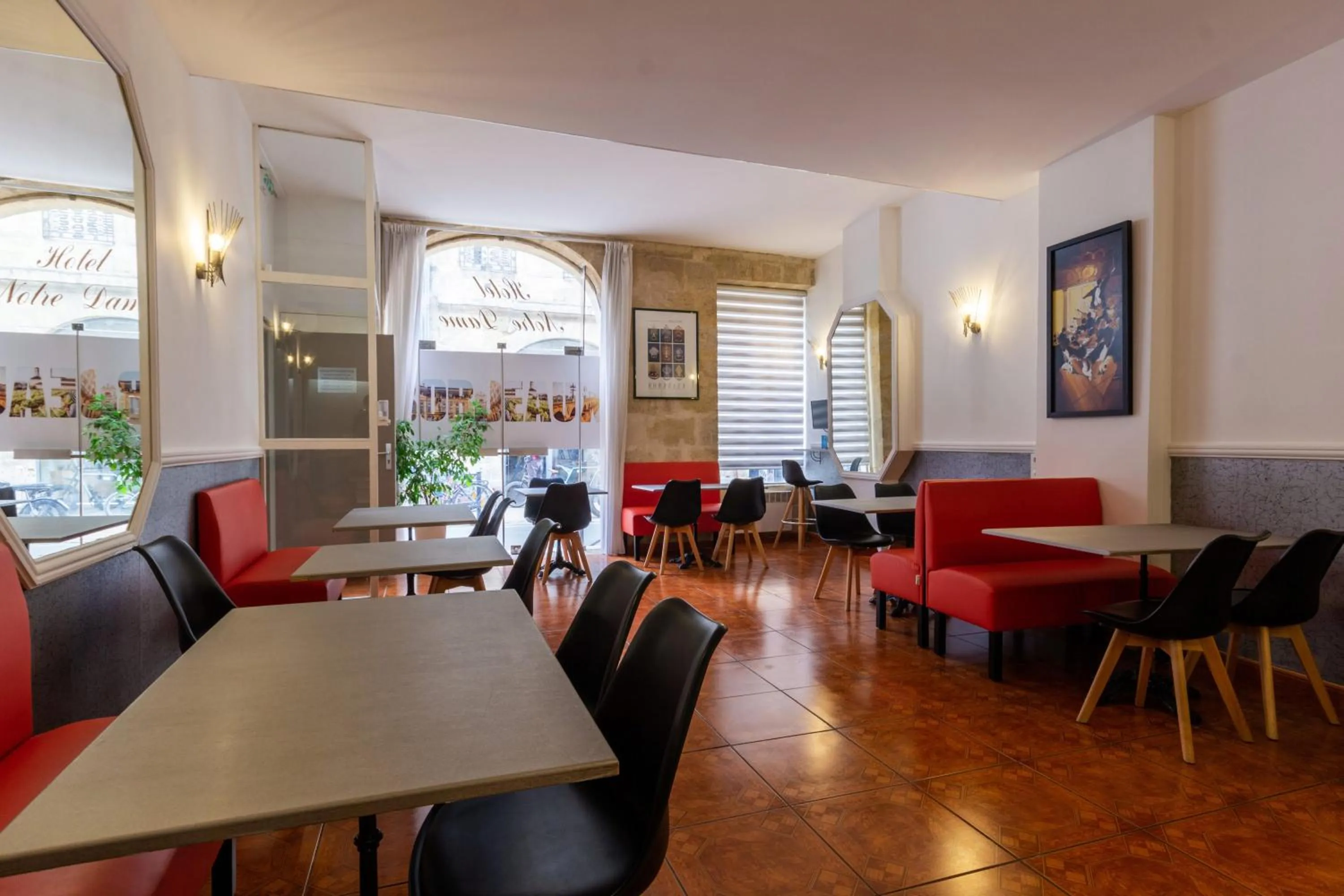 Breakfast in Hôtel Notre Dame