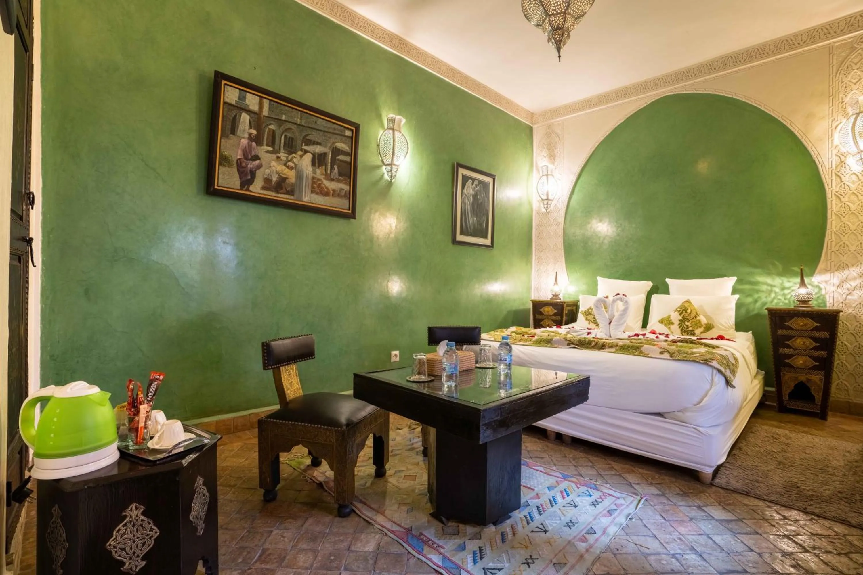 Photo of the whole room, Bed in Riad Alaka