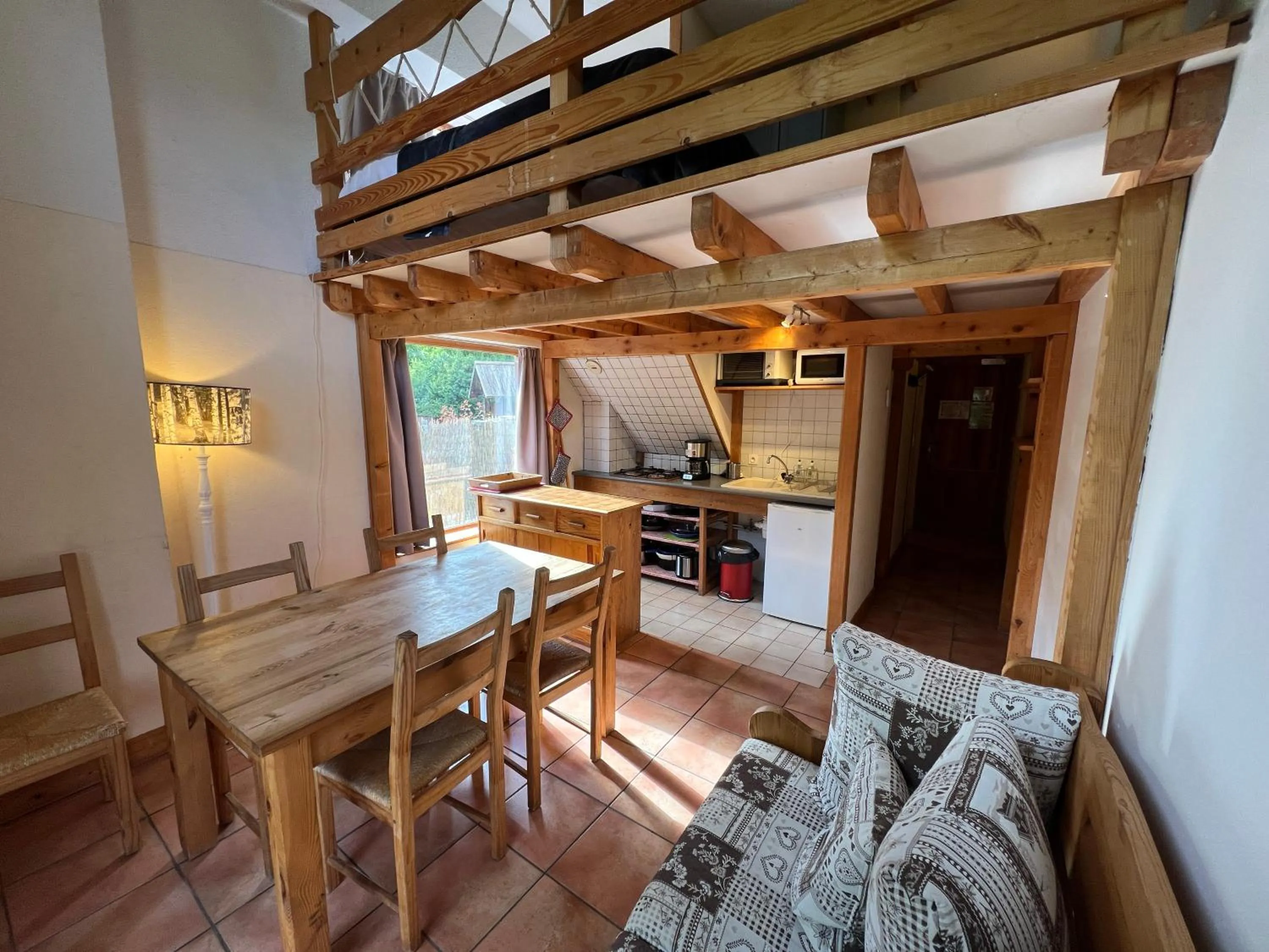 Bed in Hôtel Restaurant Gîtes Les 5 Saisons