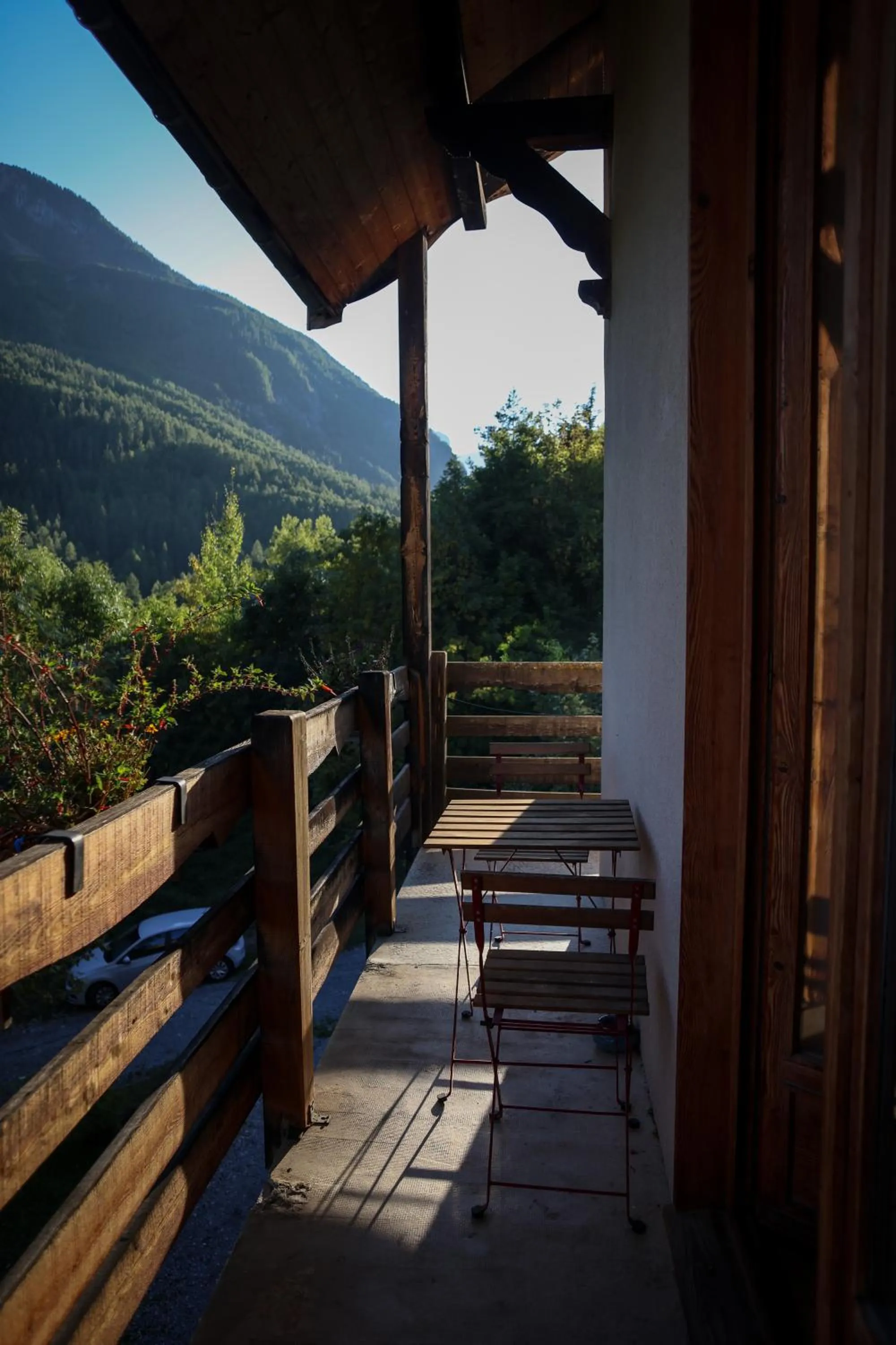 Natural landscape in Hôtel Restaurant Gîtes Les 5 Saisons