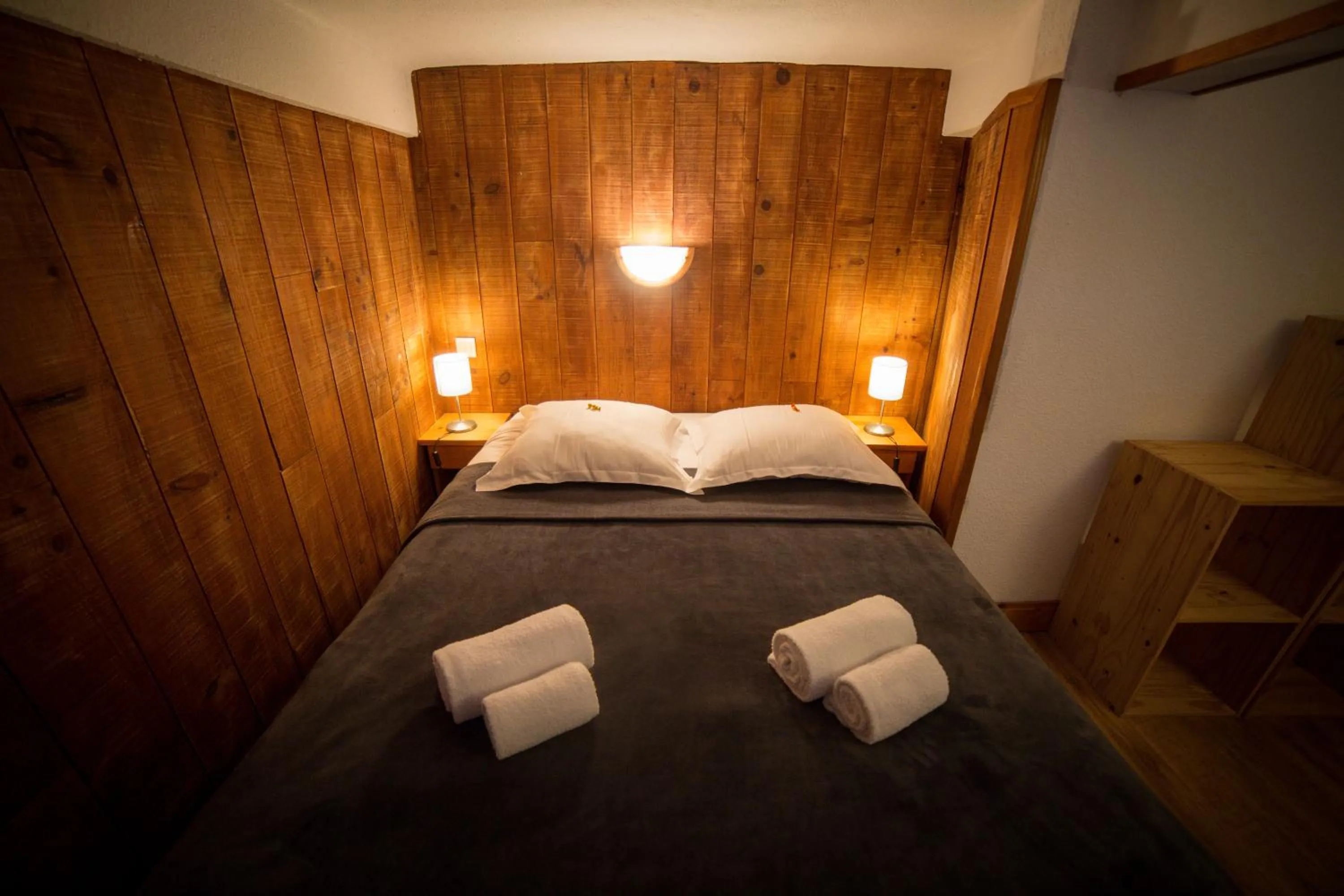 Bed in Hôtel Restaurant Gîtes Les 5 Saisons