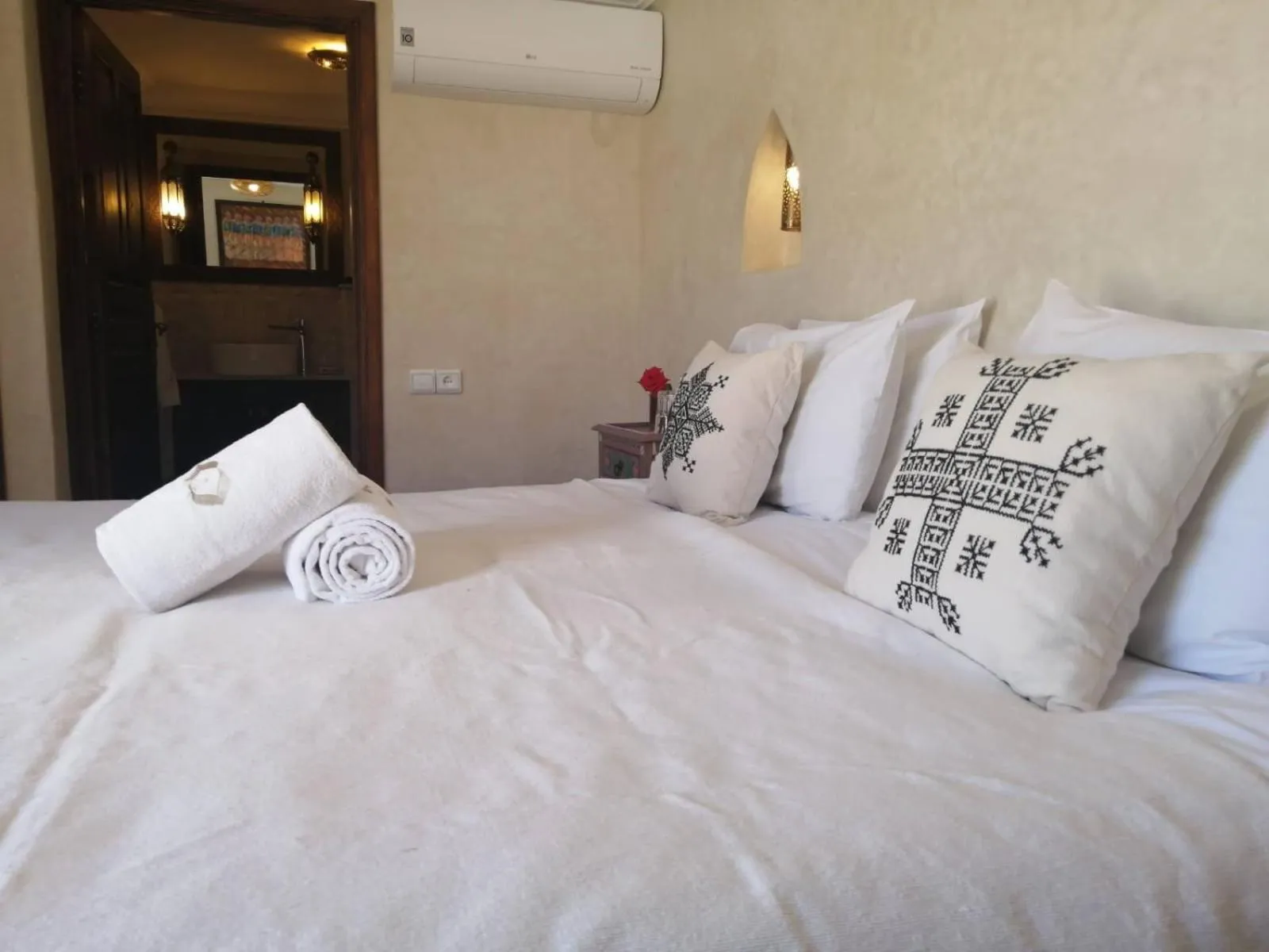 Bed in Riad Dalla Santa