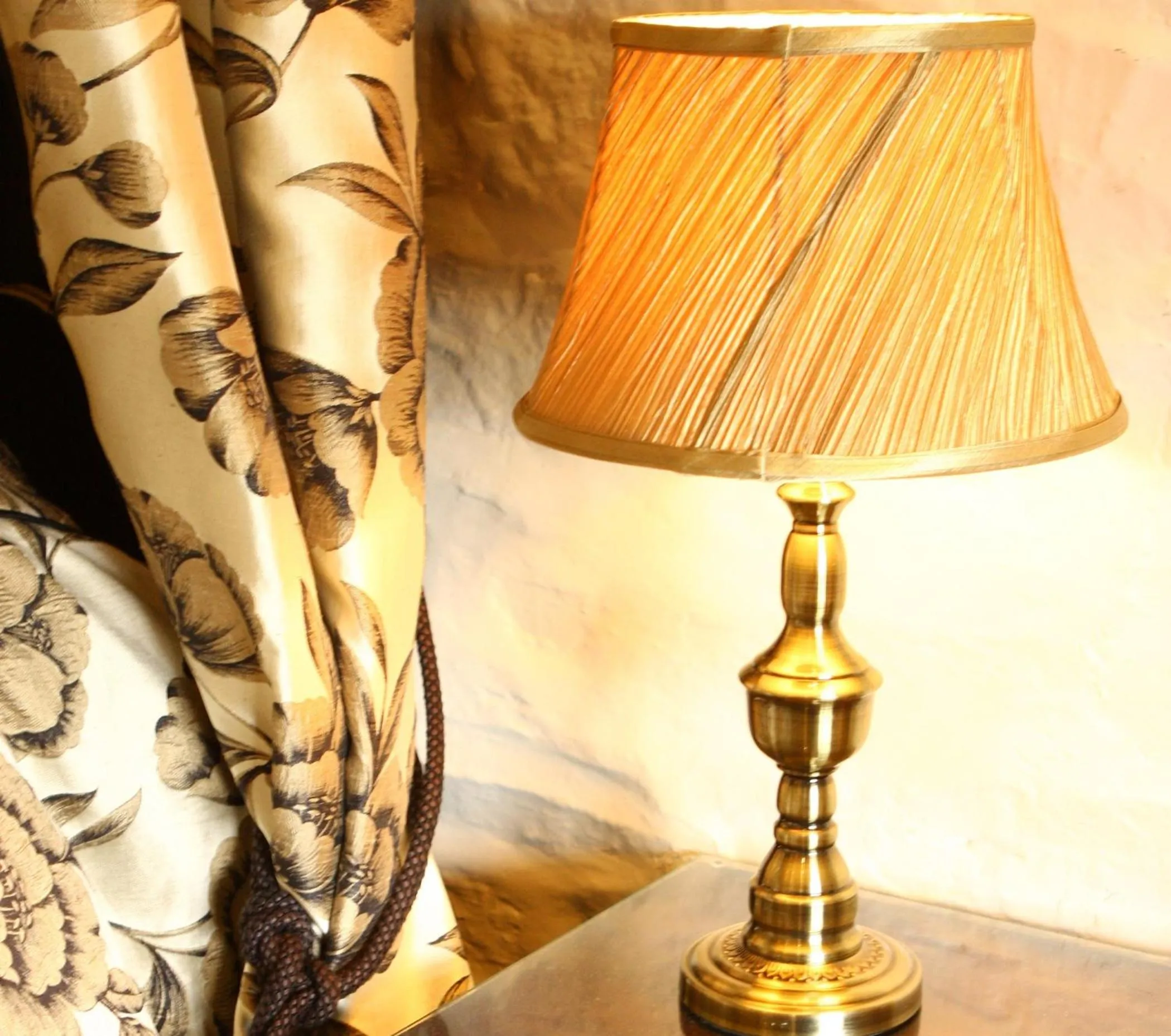 The Oxenham Arms Hotel Devon