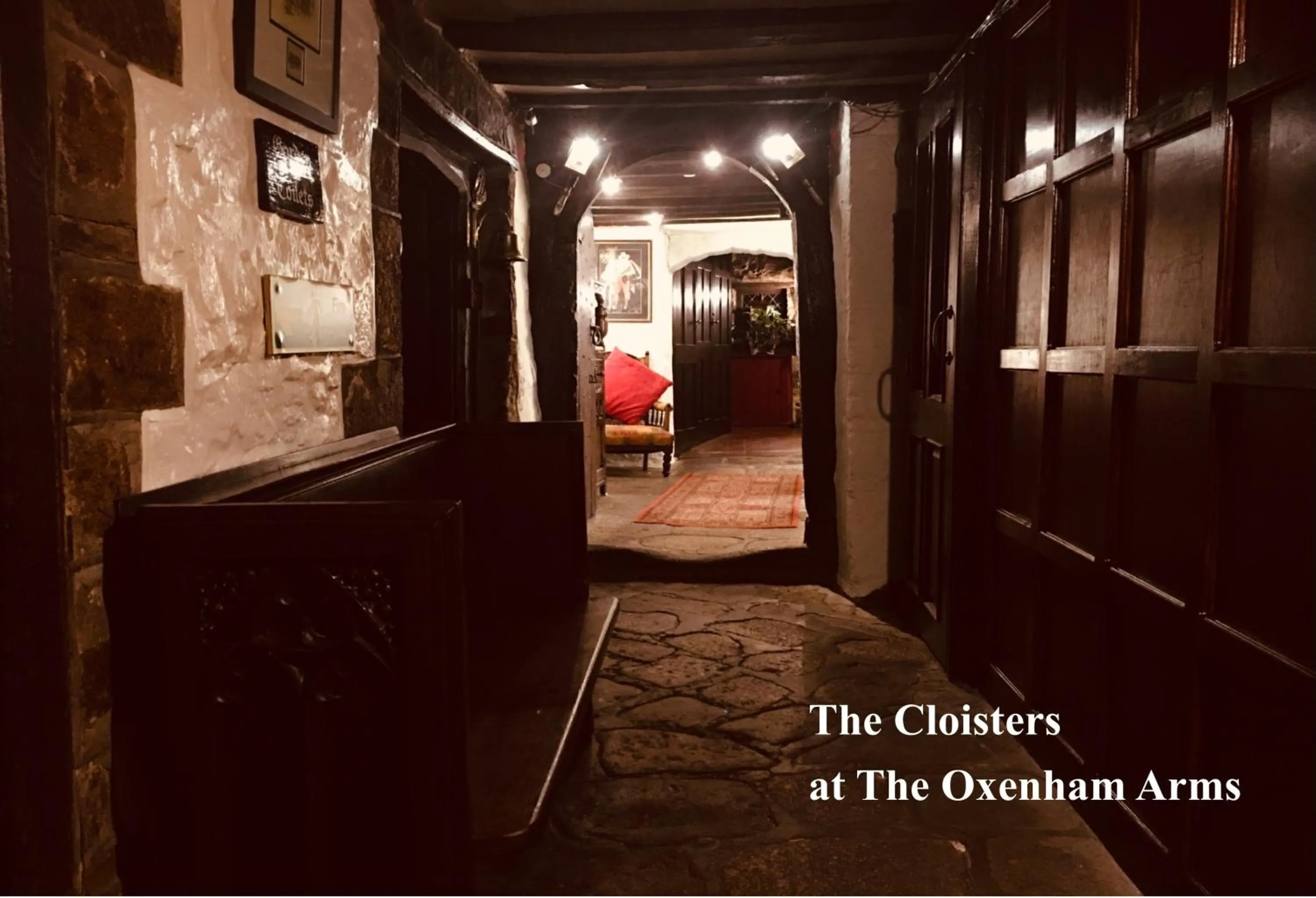 Area and facilities in The Oxenham Arms Hotel Devon