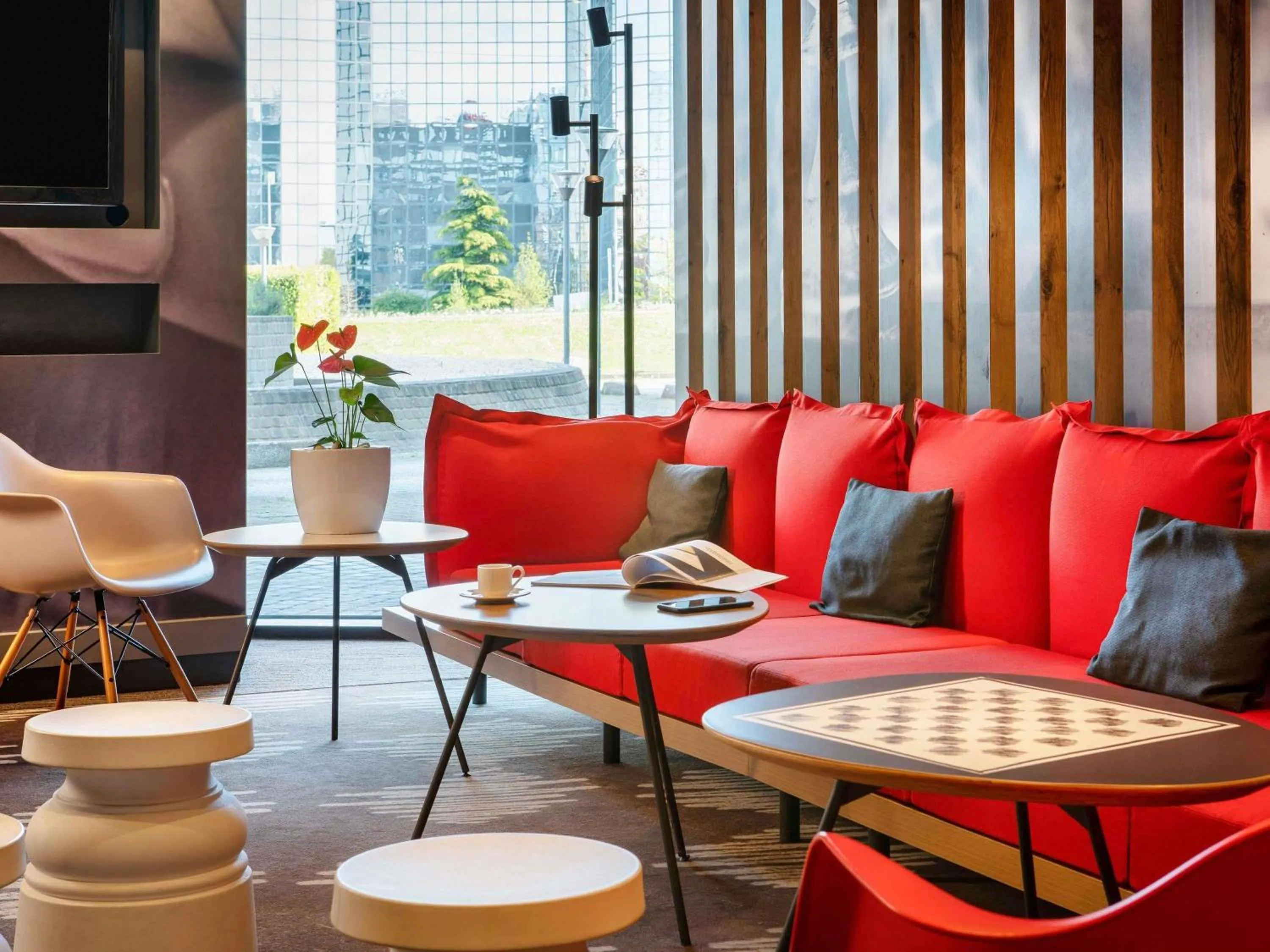 Property building in Ibis Marne la Vallée Noisy