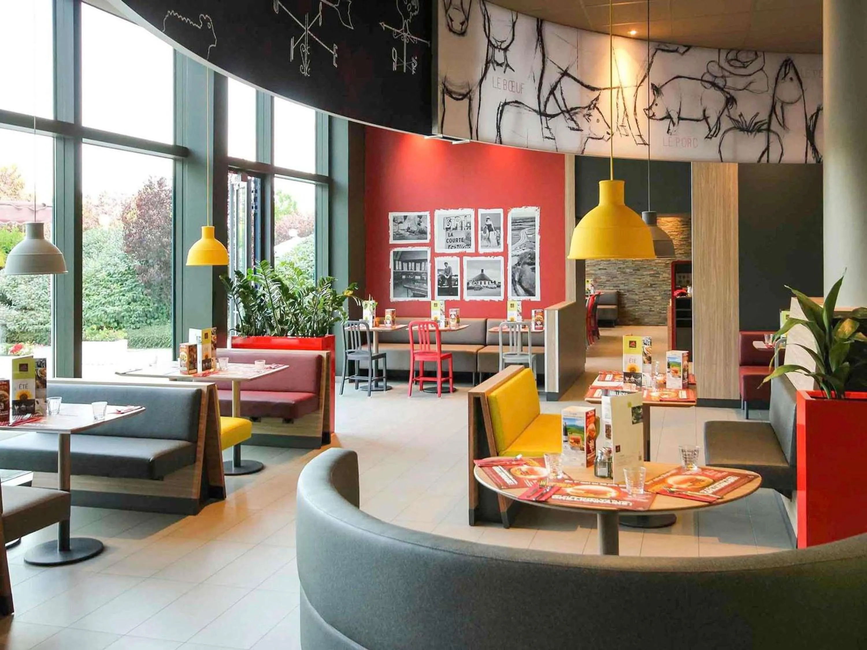 Property building in Ibis Marne la Vallée Noisy