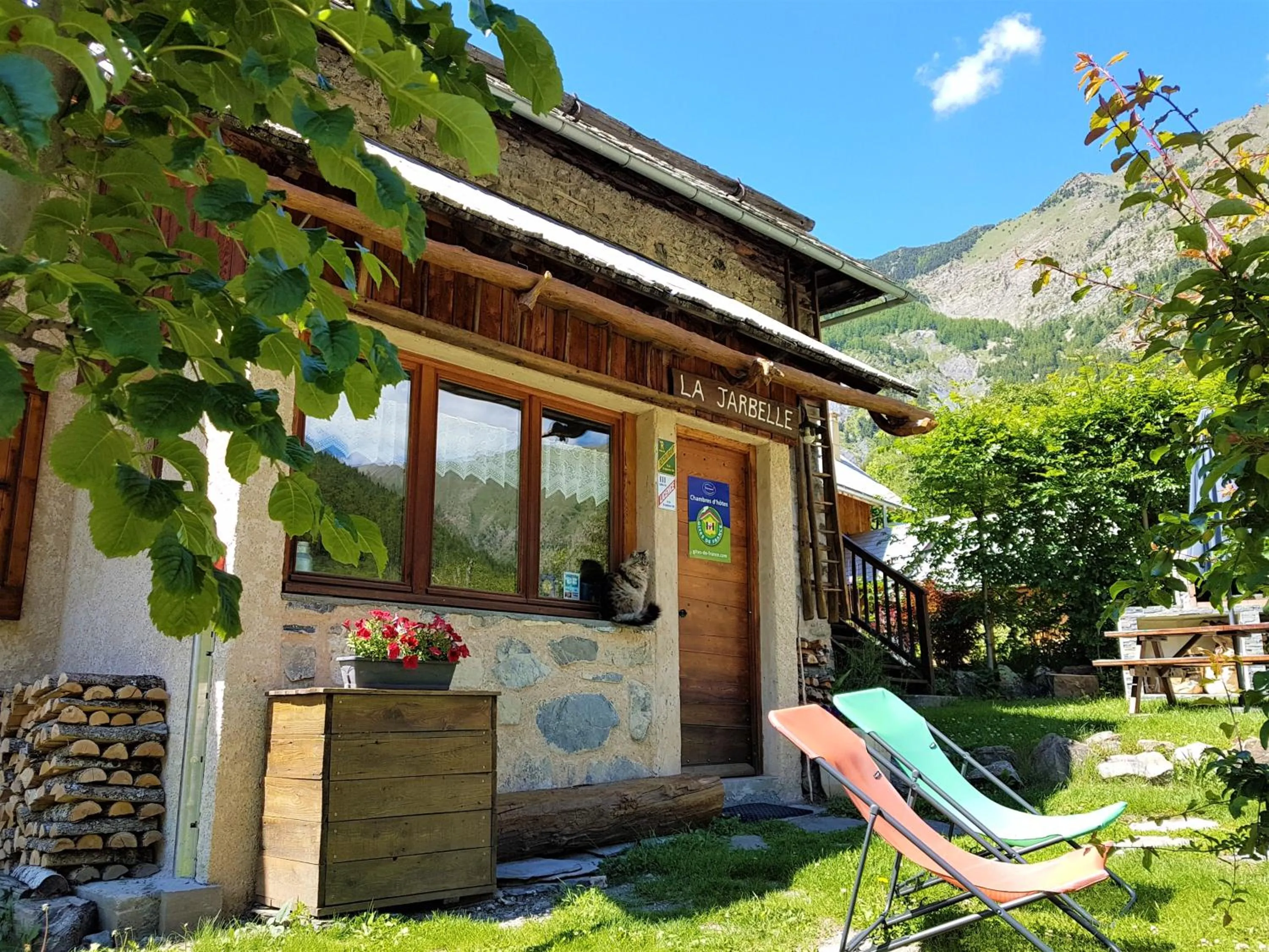 Property building in LA JARBELLE - Gîte et Spa