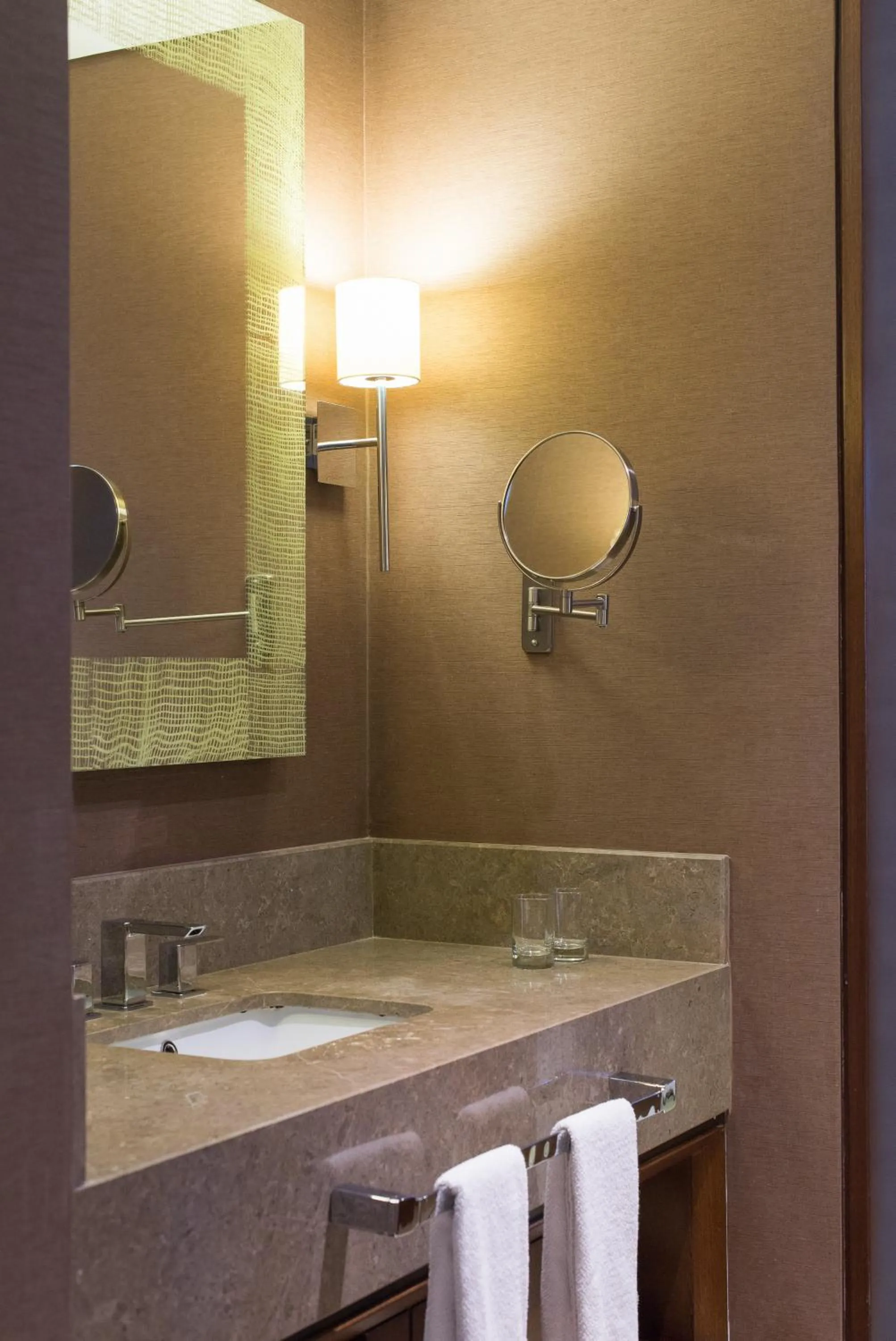 Toilet in Mercure Bogota Calle 100