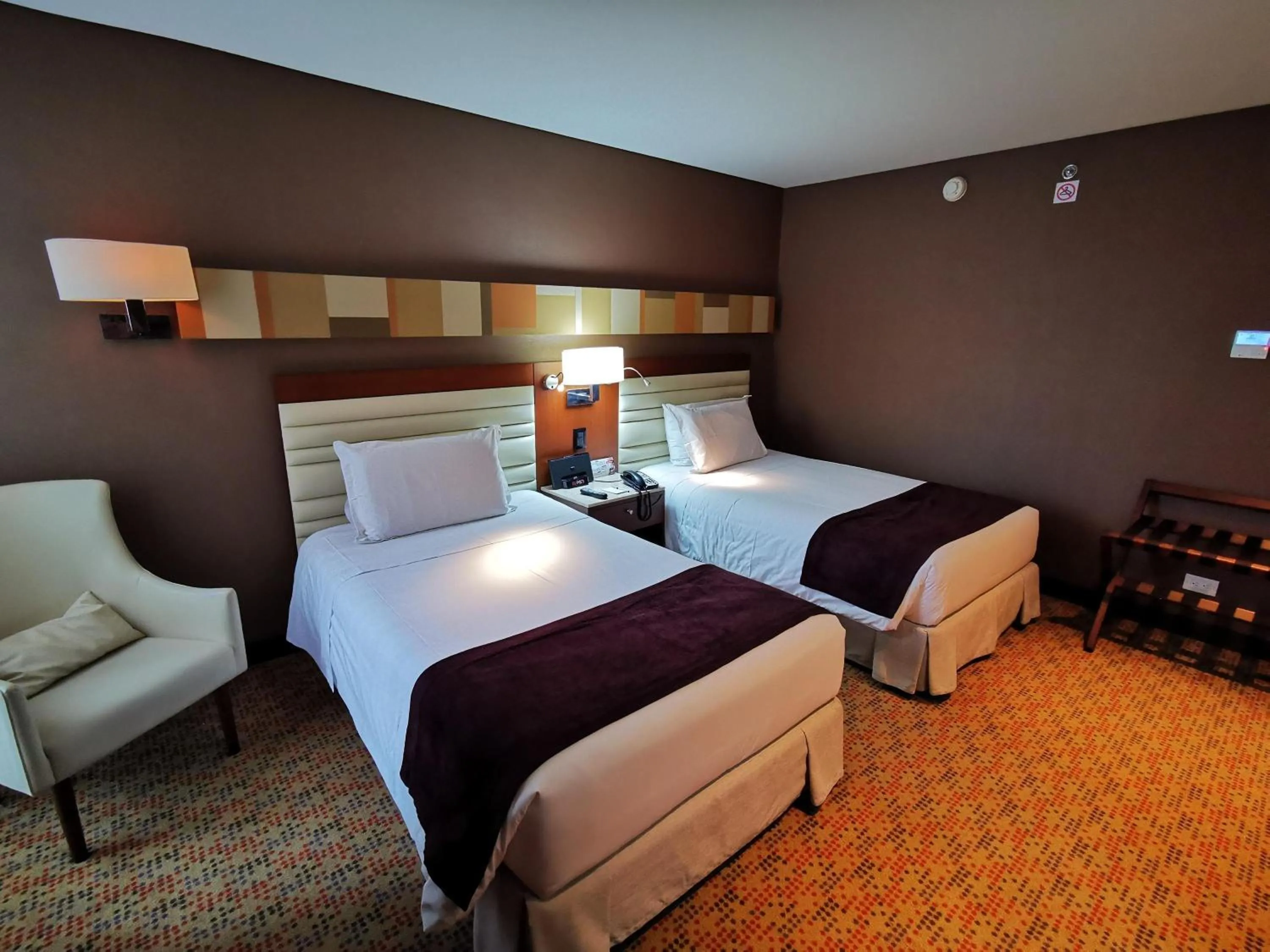 Bedroom, Bed in Mercure Bogota Calle 100