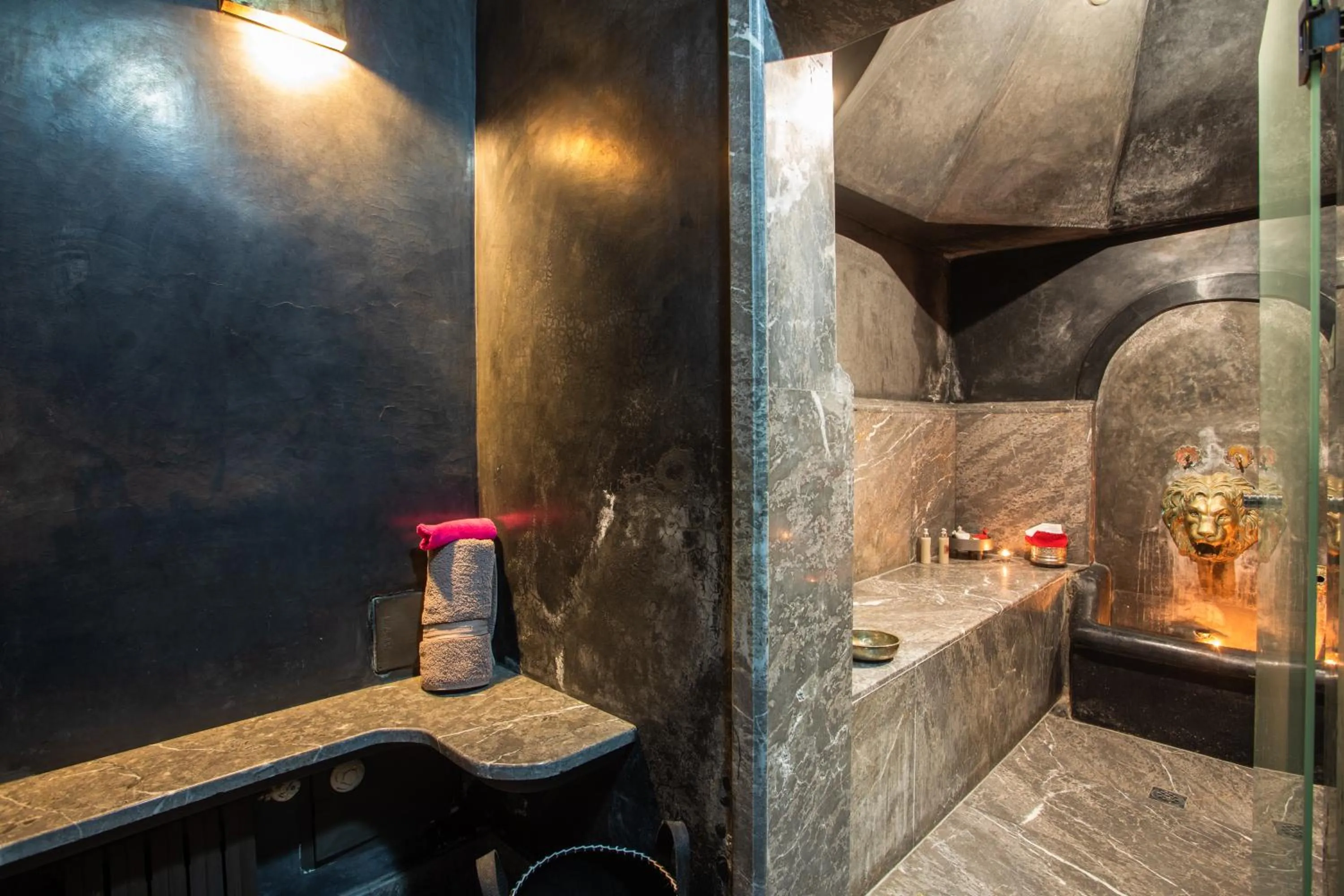 Spa and wellness centre/facilities in Riad Hizad