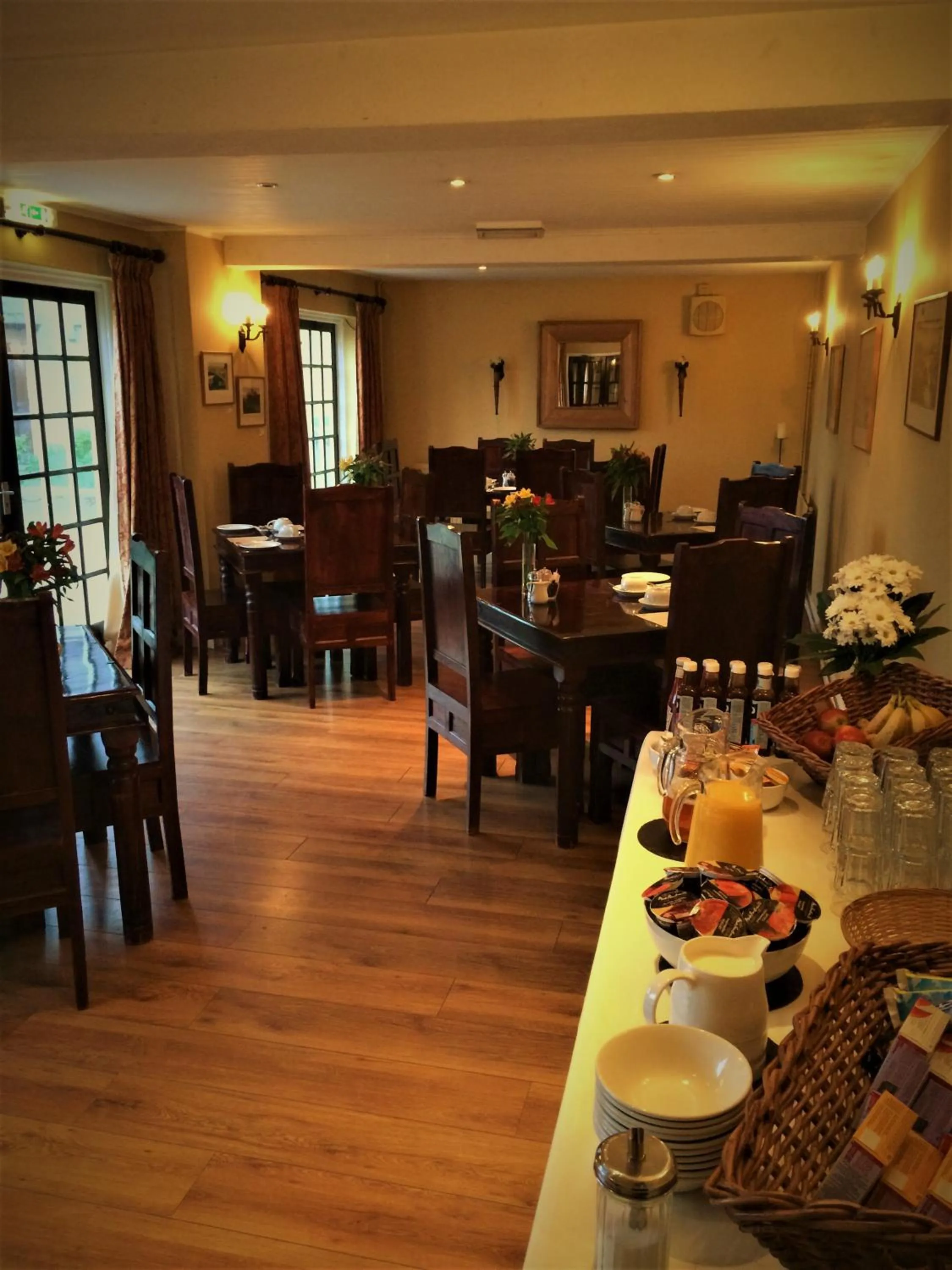 Restaurant/places to eat in The Crown Inn