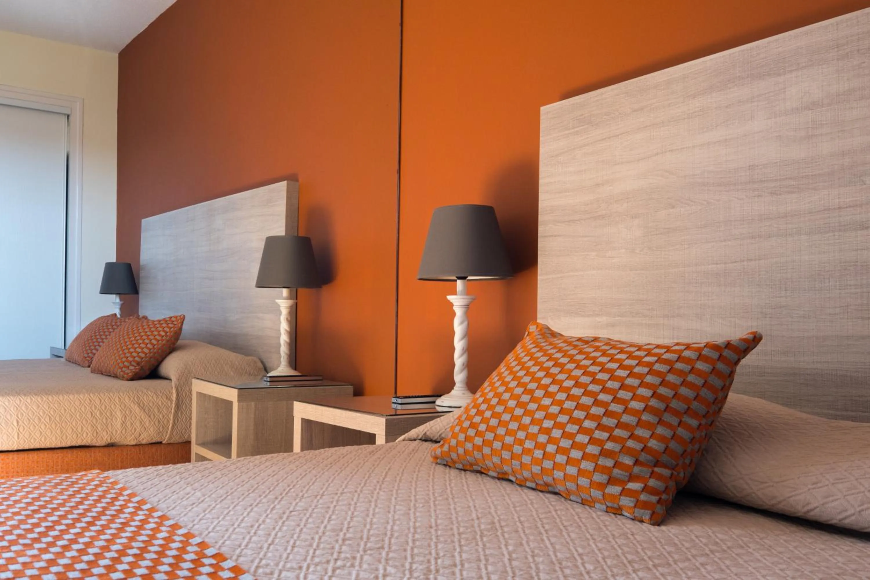 Bed in Hôtel Funtana Marina