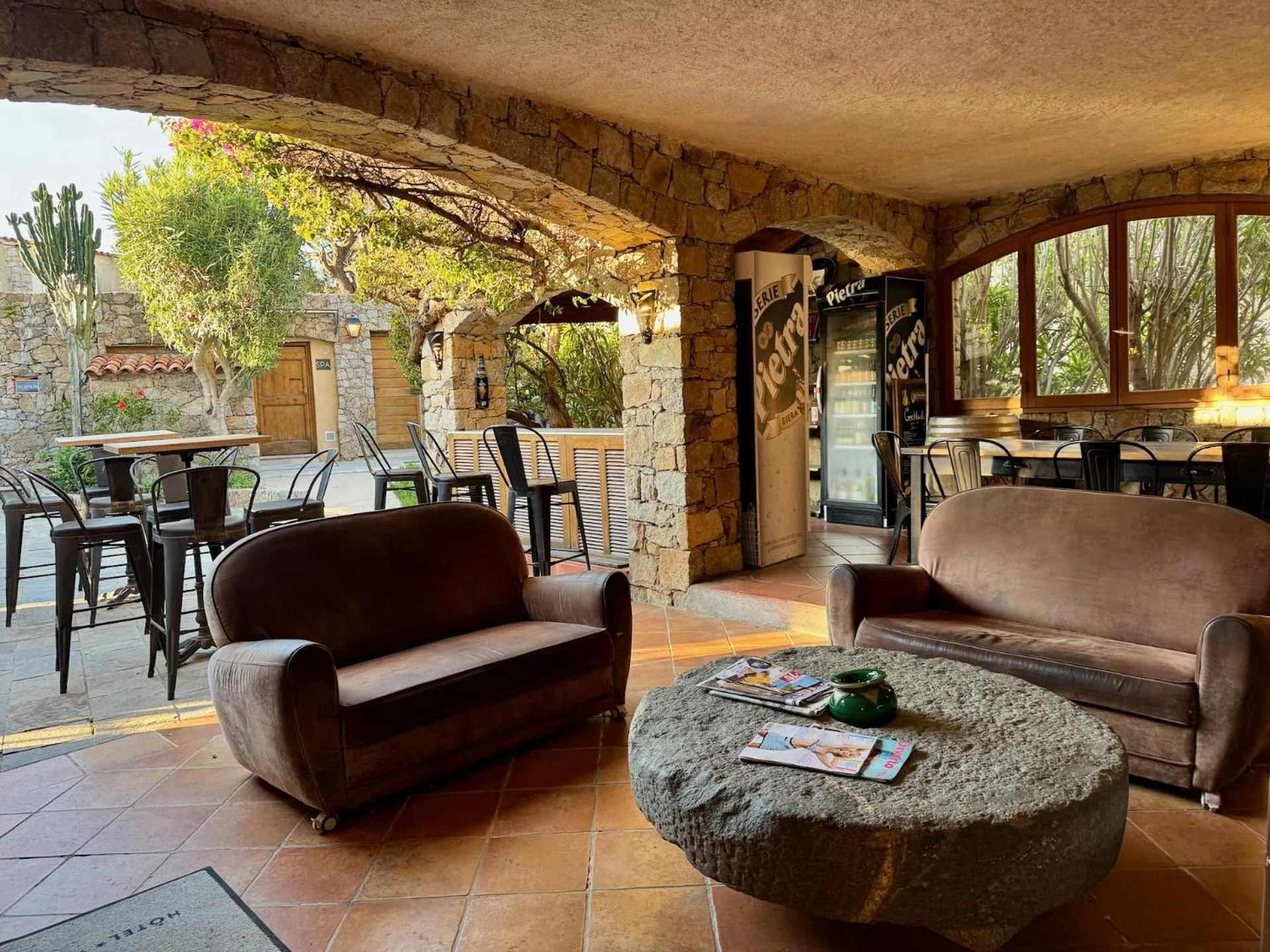 Lounge or bar in Hôtel Casa Rossa & Spa