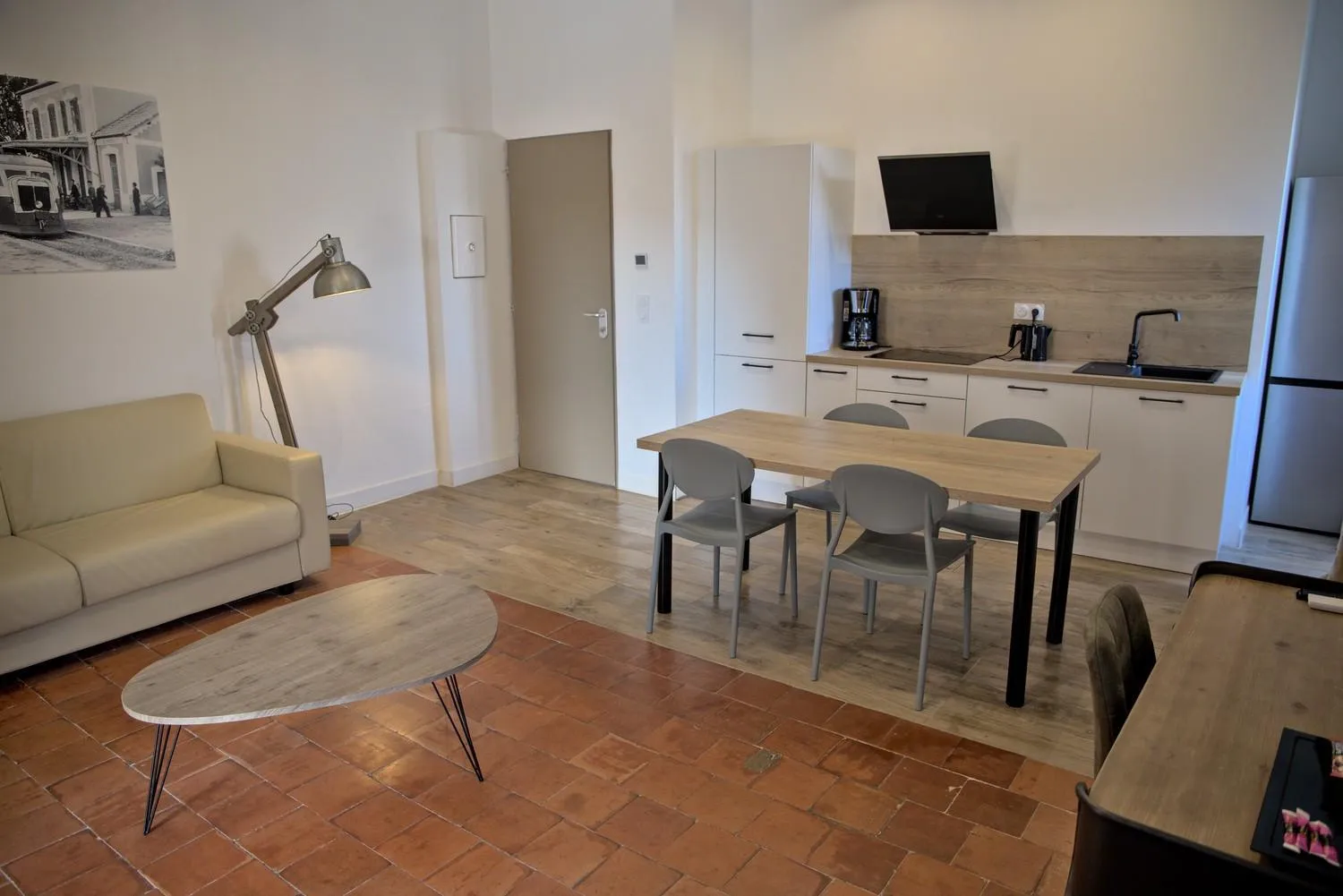 Kitchen or kitchenette in Hôtel Casa Rossa & Spa