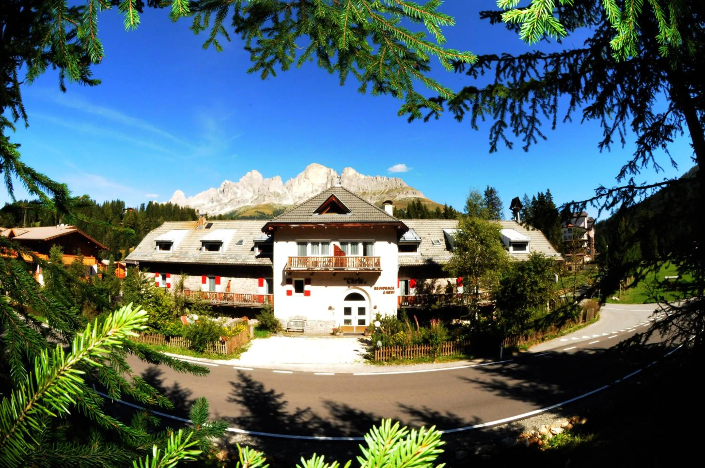 Facade/entrance in Residence Chris Appart