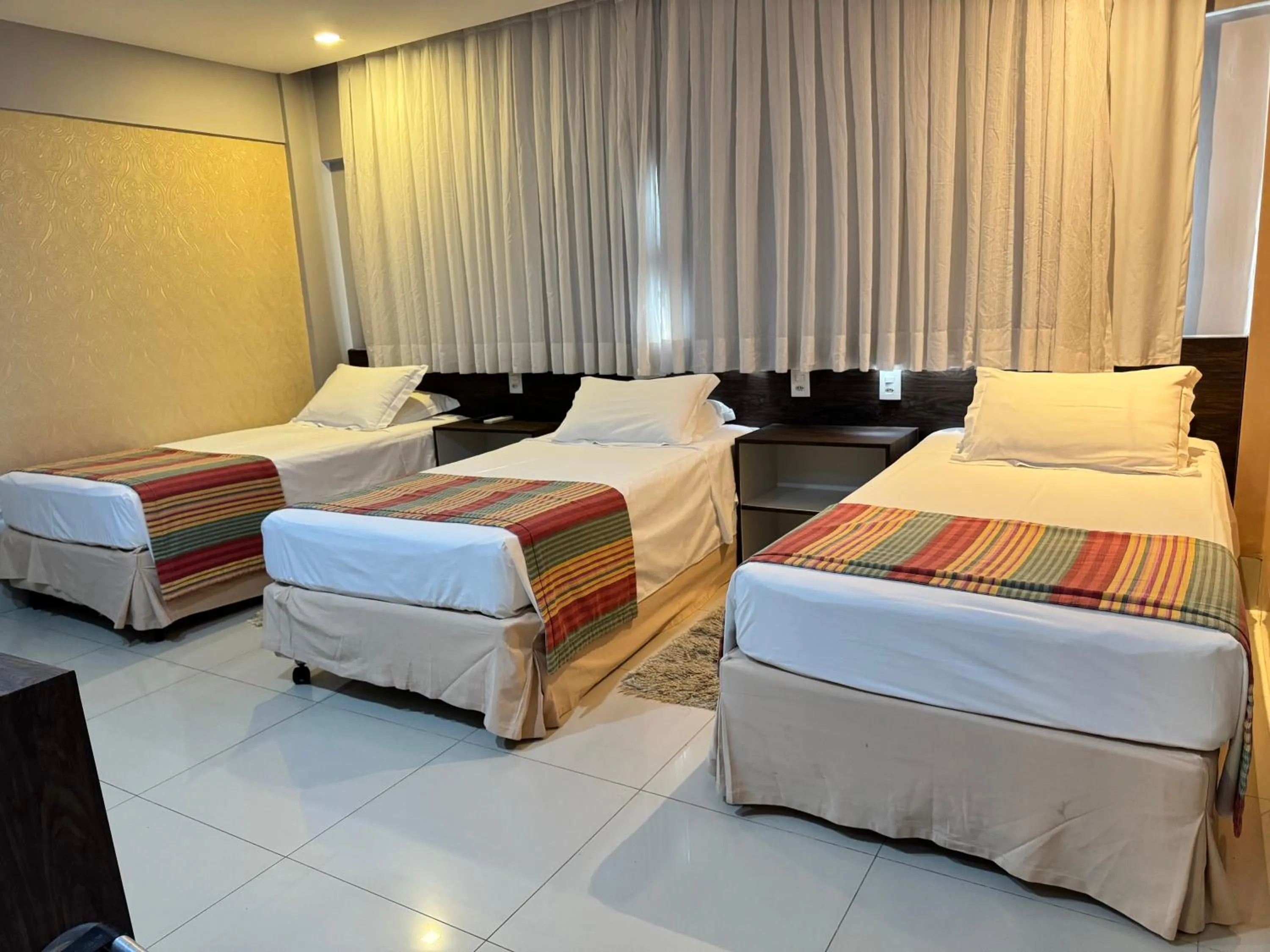 Bedroom, Bed in Hotel Girassol Plaza