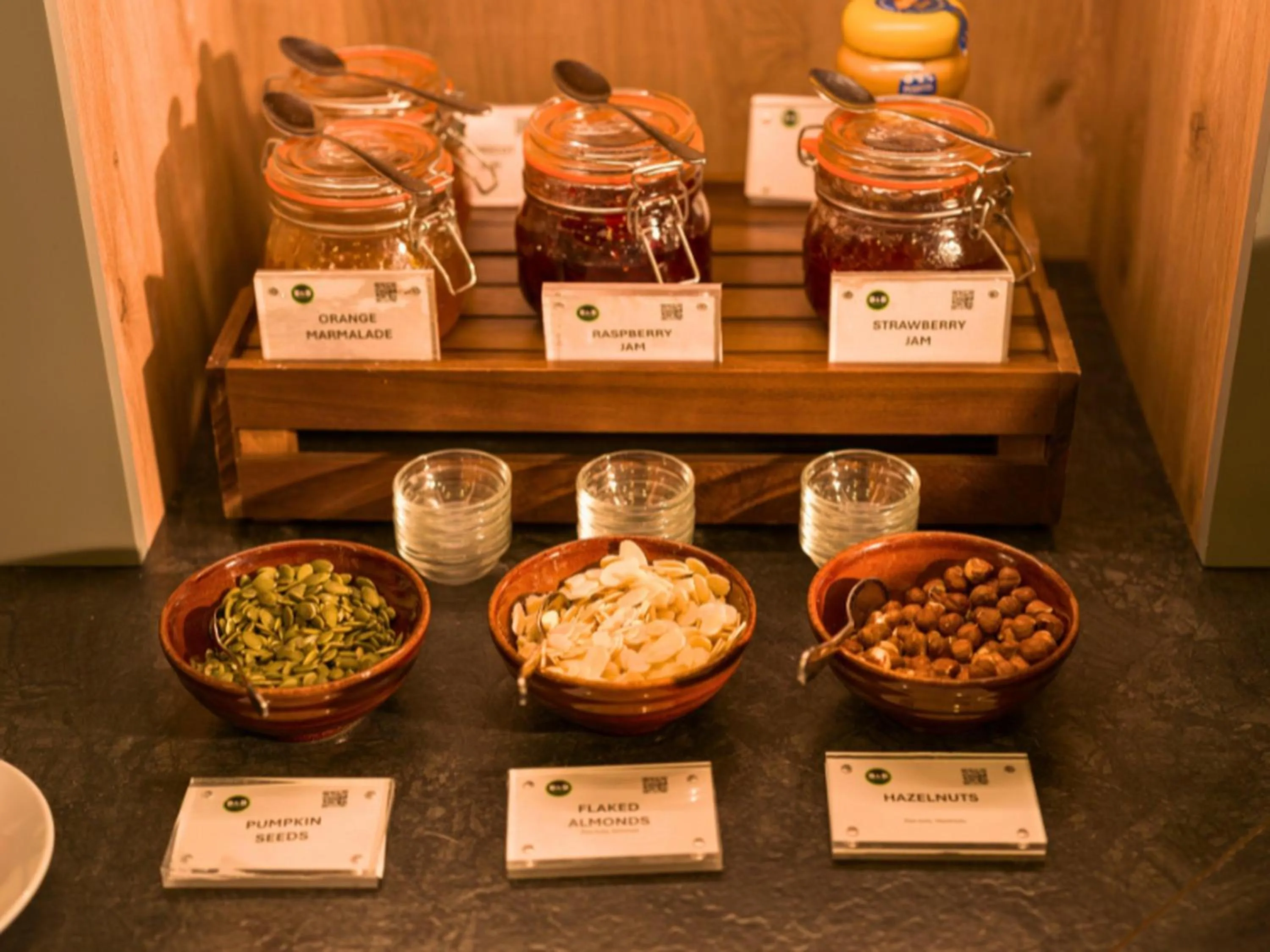 Restaurant/places to eat in B&B HOTEL Inverness