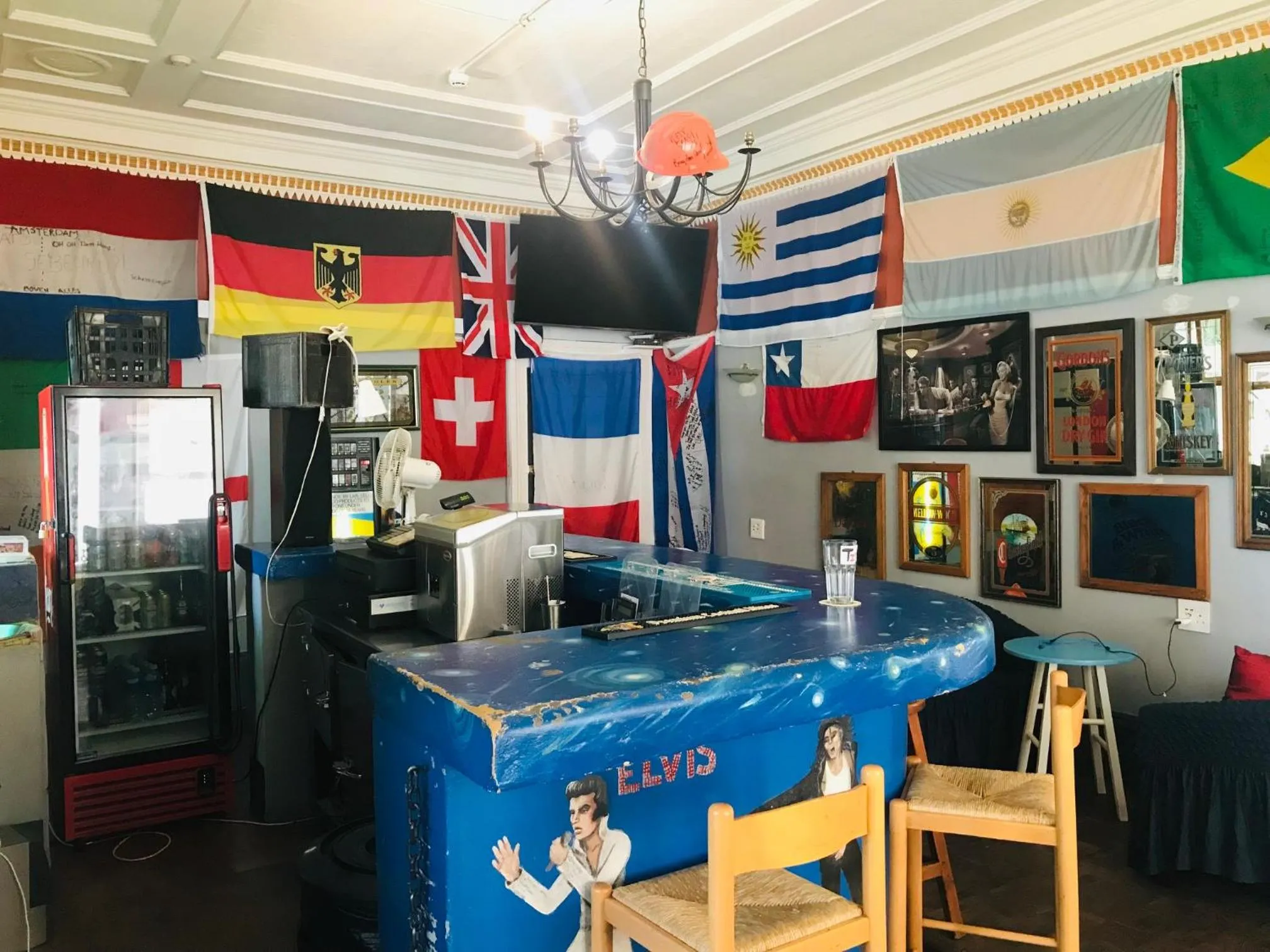 Property building in Big Blue Backpackers