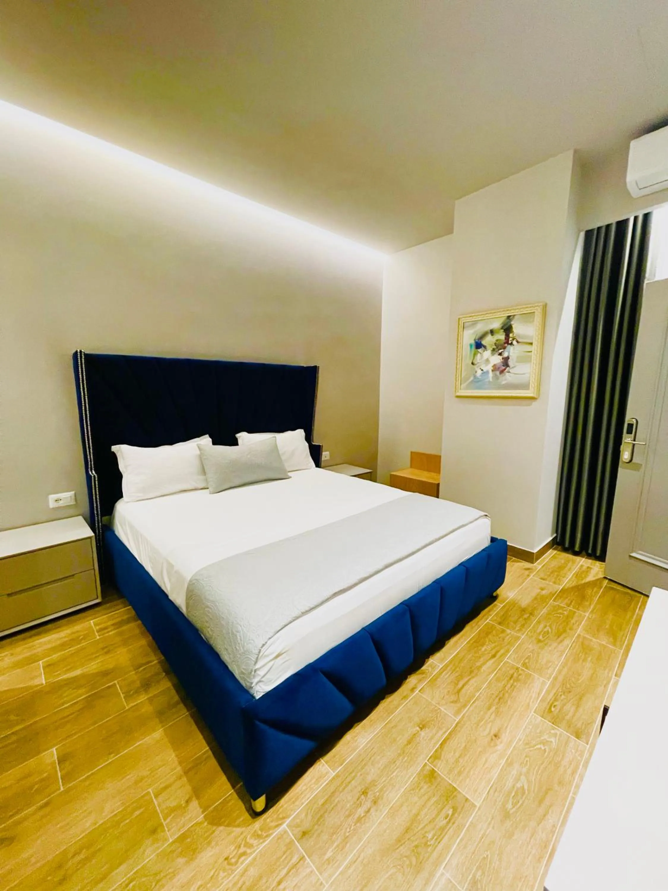 Bed in City Center Hotel