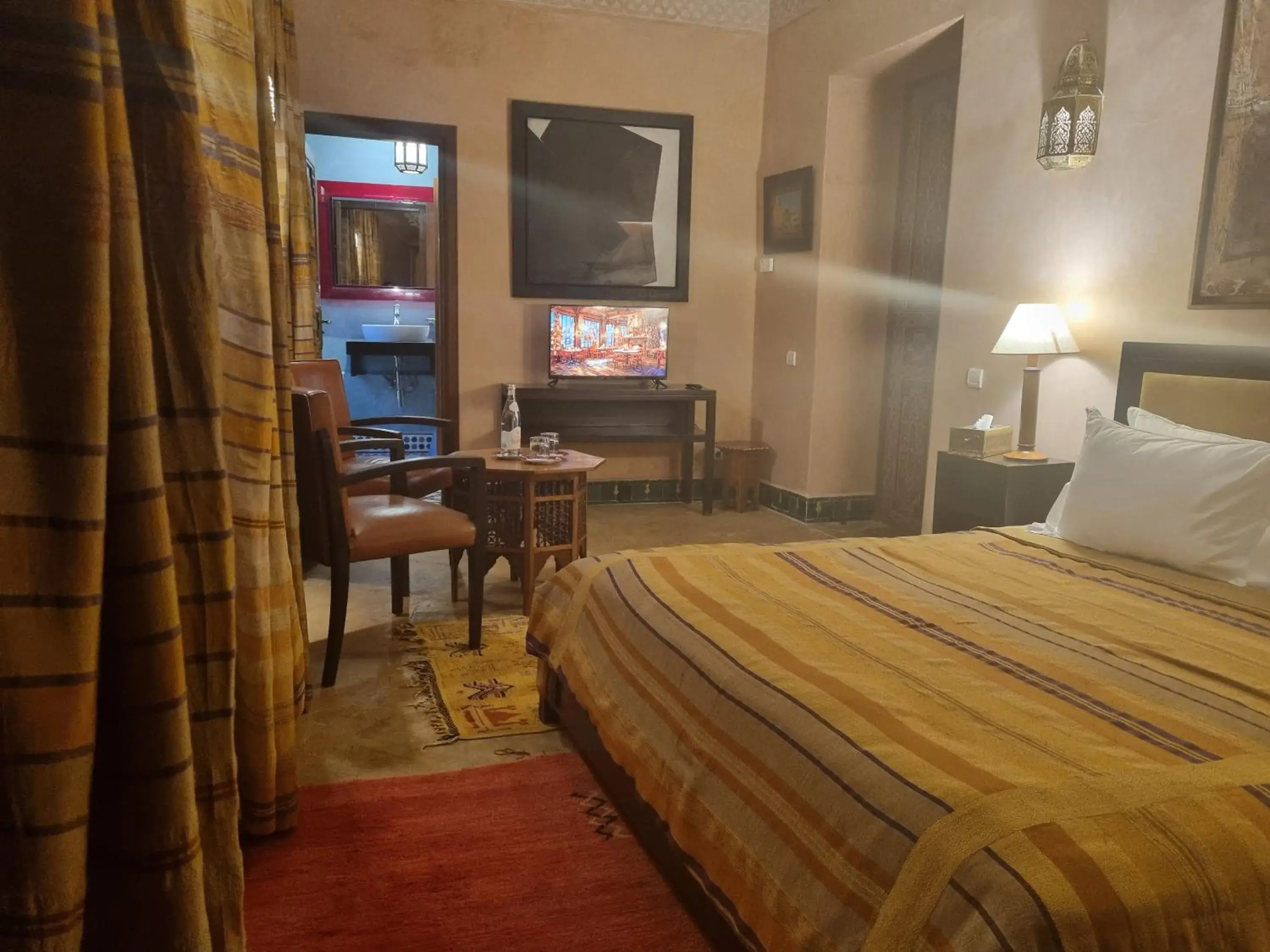 Triple Room with Shared Bathroom in Riyad Al Moussika Triple Room with Shared Bathroom in Riyad Al Moussika