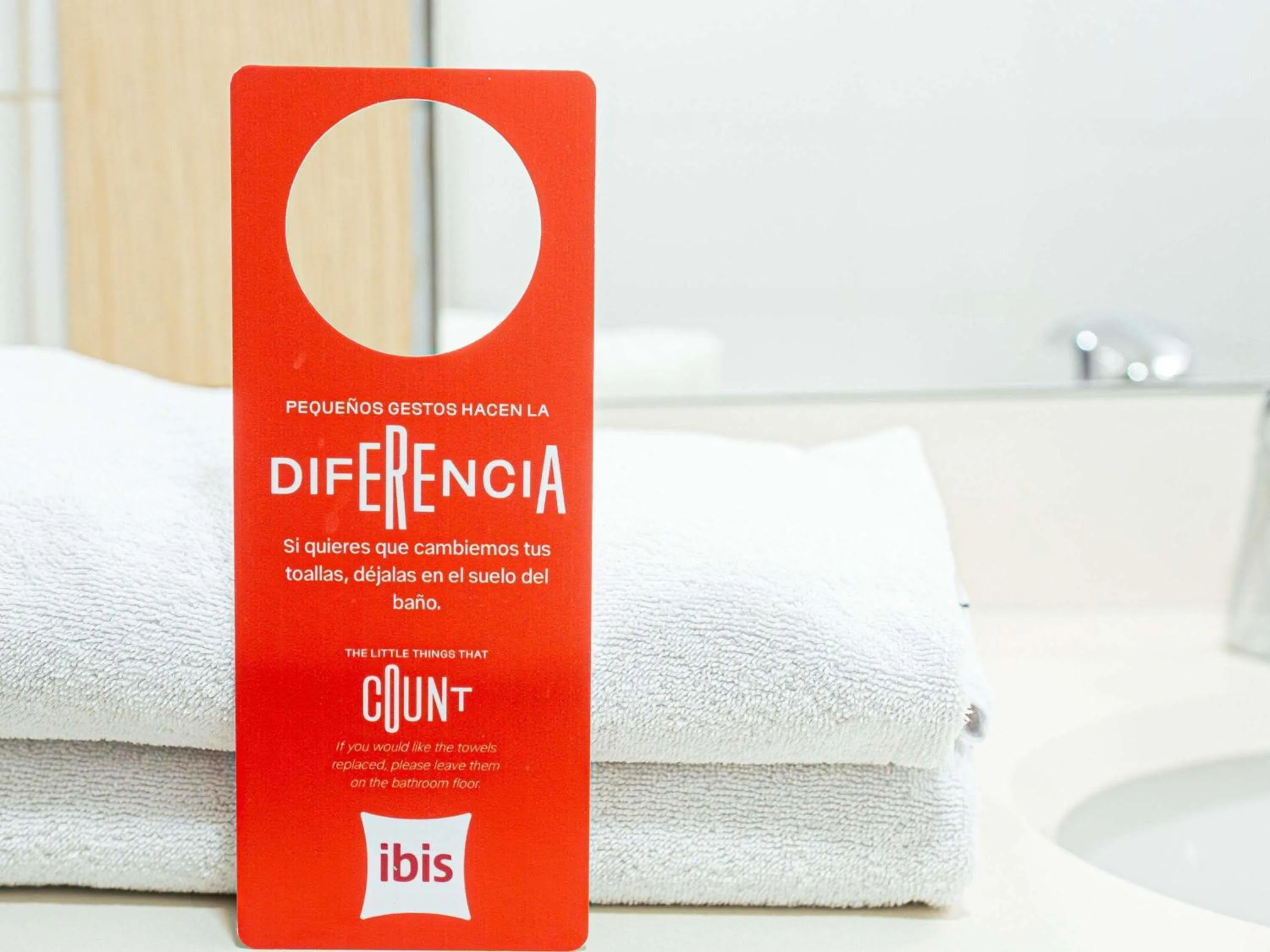 Bedroom, Bed in ibis Medellin