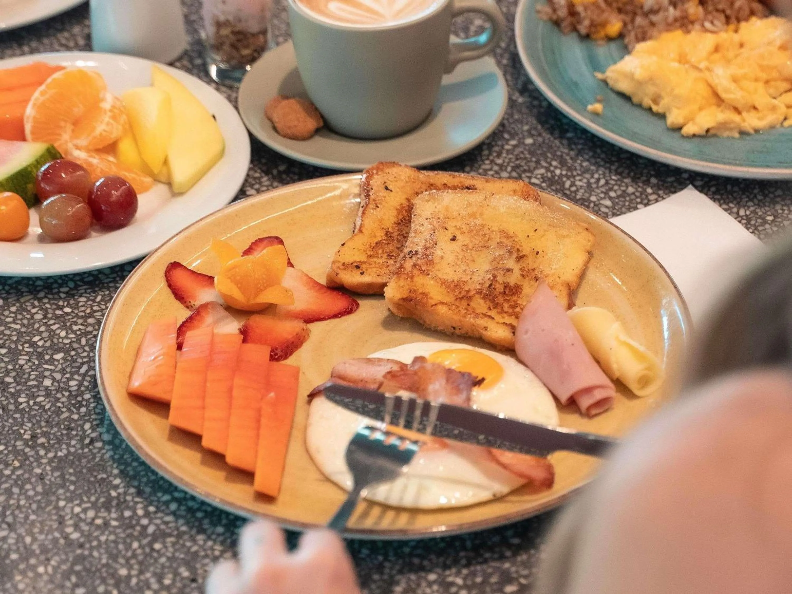 Breakfast in ibis Medellin