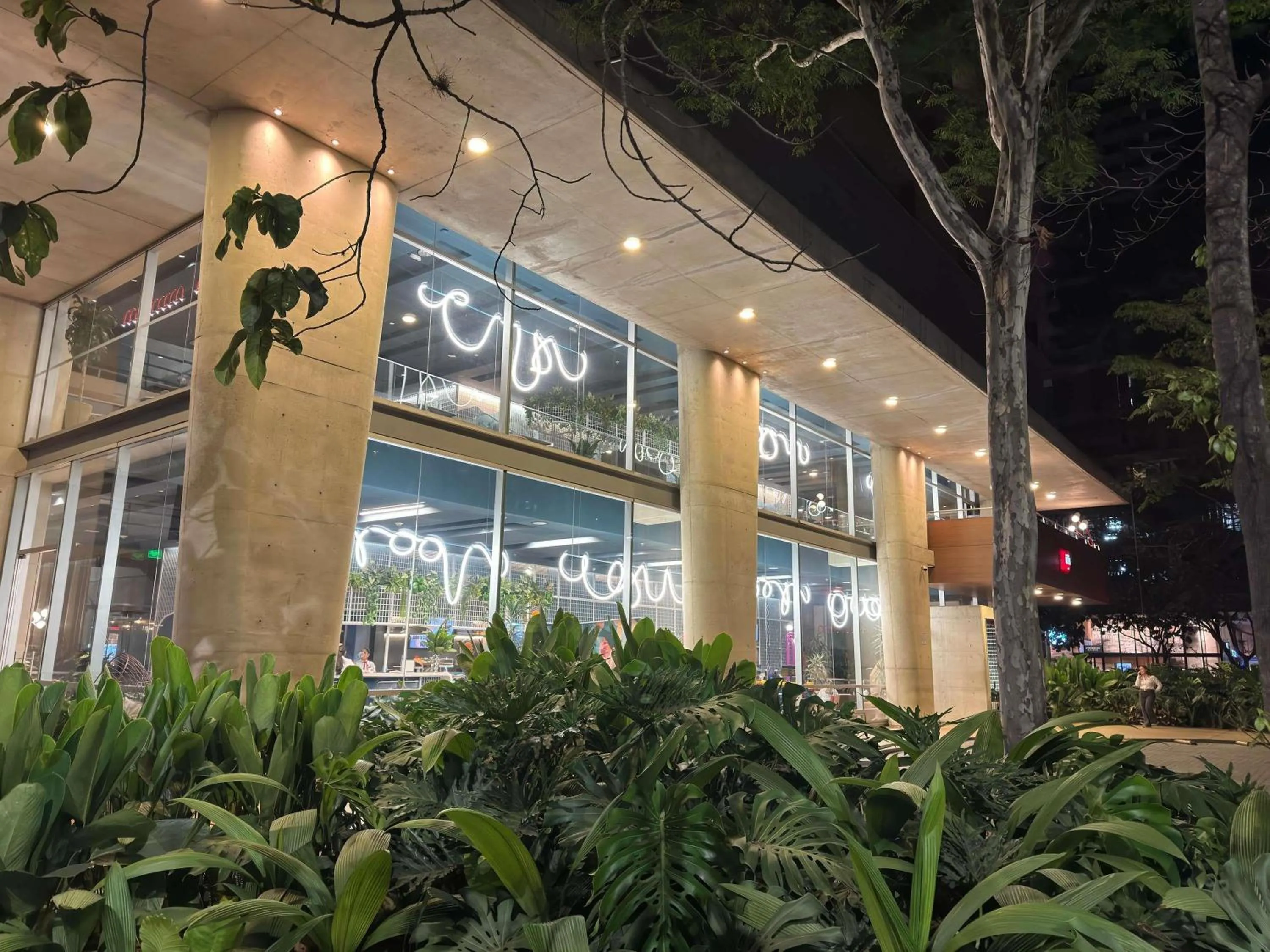 Property building in ibis Medellin