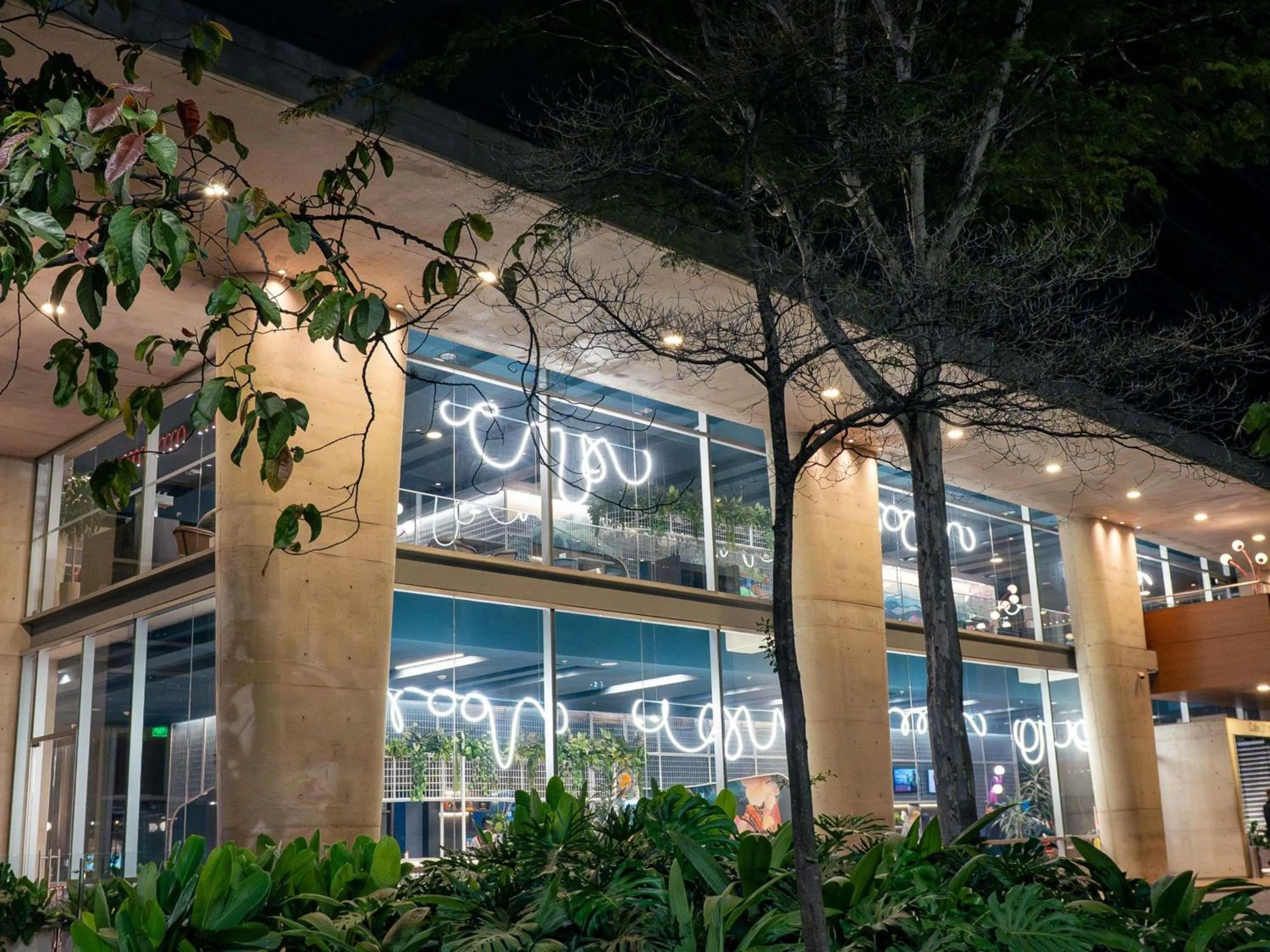 Property building in ibis Medellin