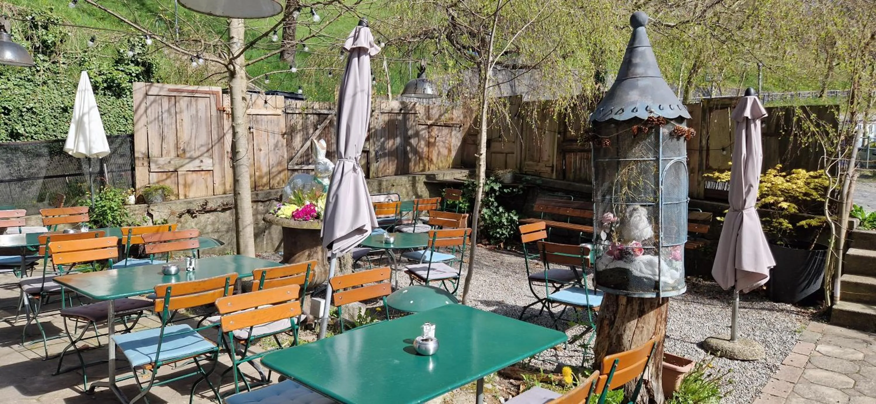 Restaurant/places to eat in Hotel Landhaus