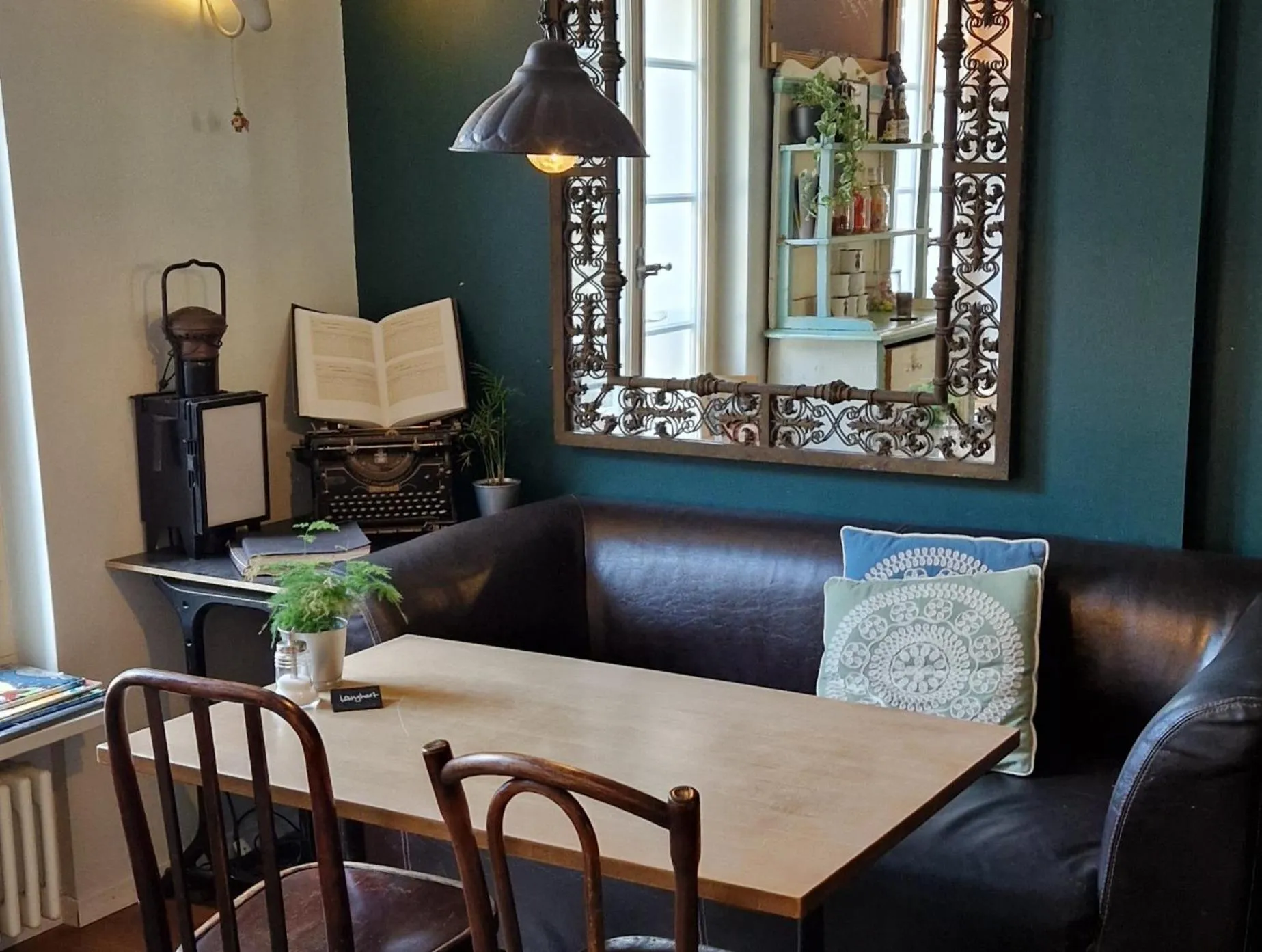 Restaurant/places to eat in Hotel Landhaus