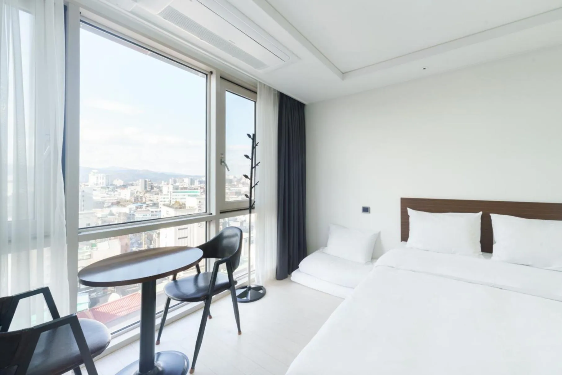 Bed in The Venezia Suite Hotel