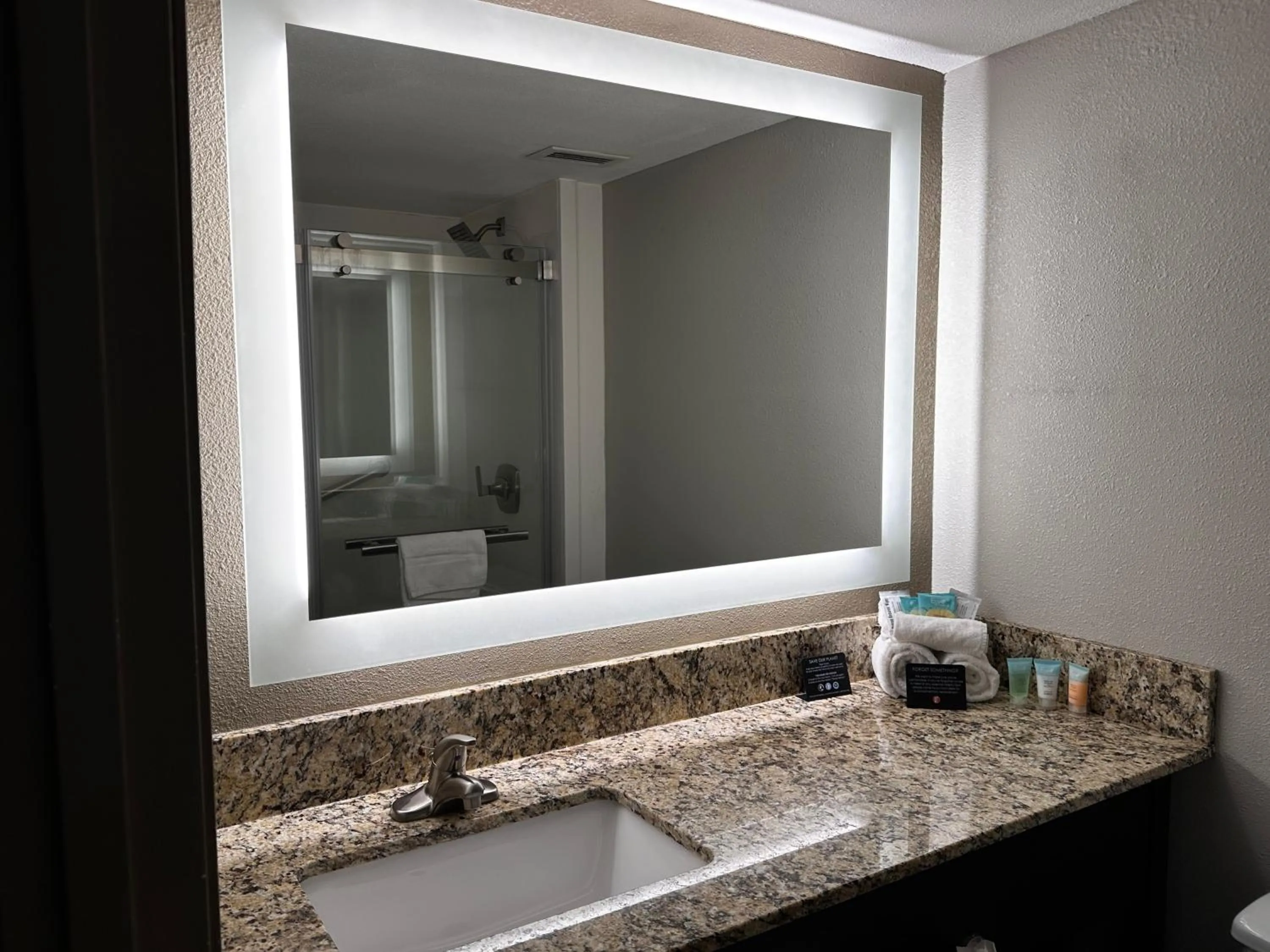 Bathroom in Expedition Lodge Estes Park at Rocky Mtn National Park