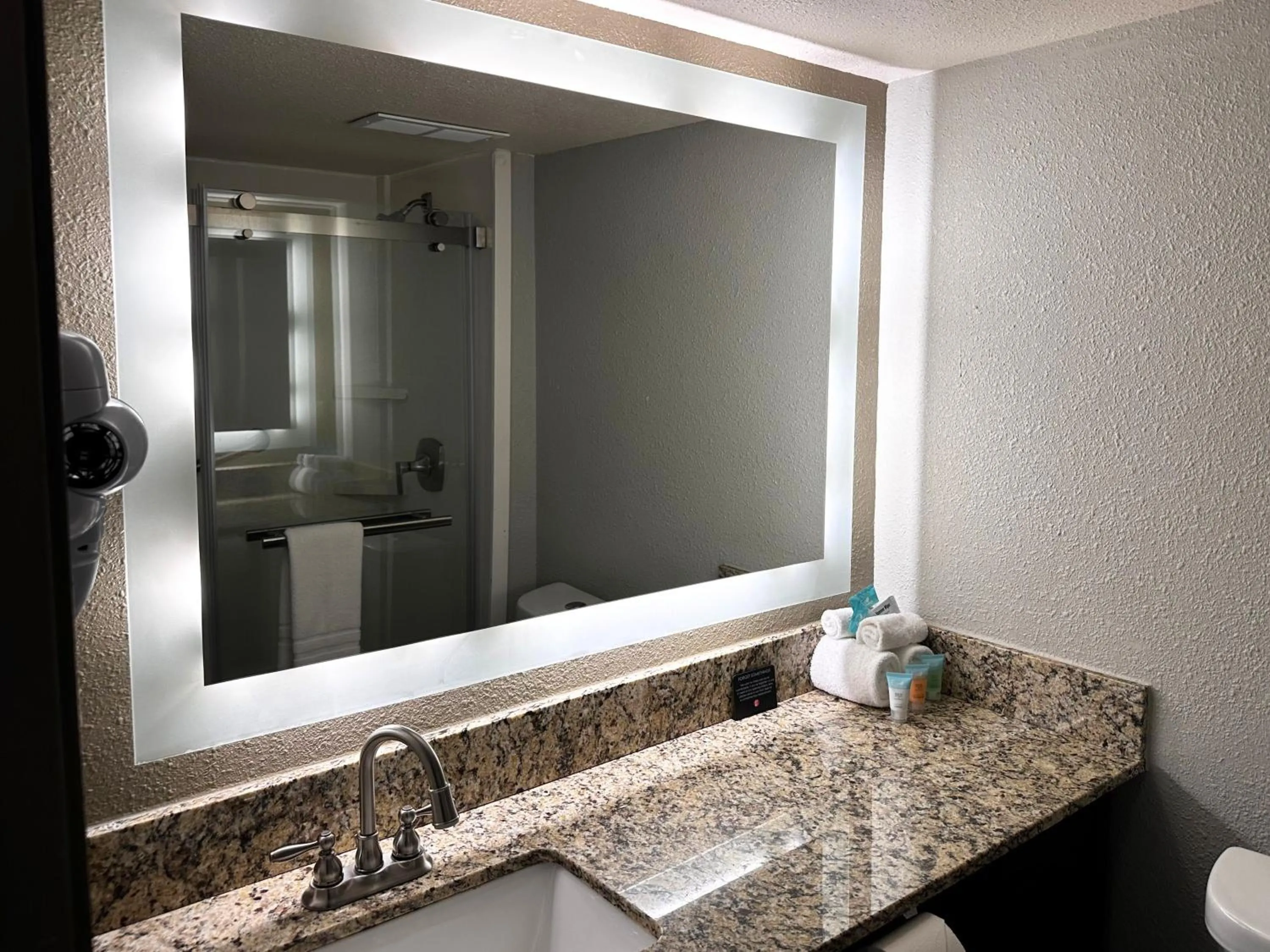 Bathroom in Expedition Lodge Estes Park at Rocky Mtn National Park