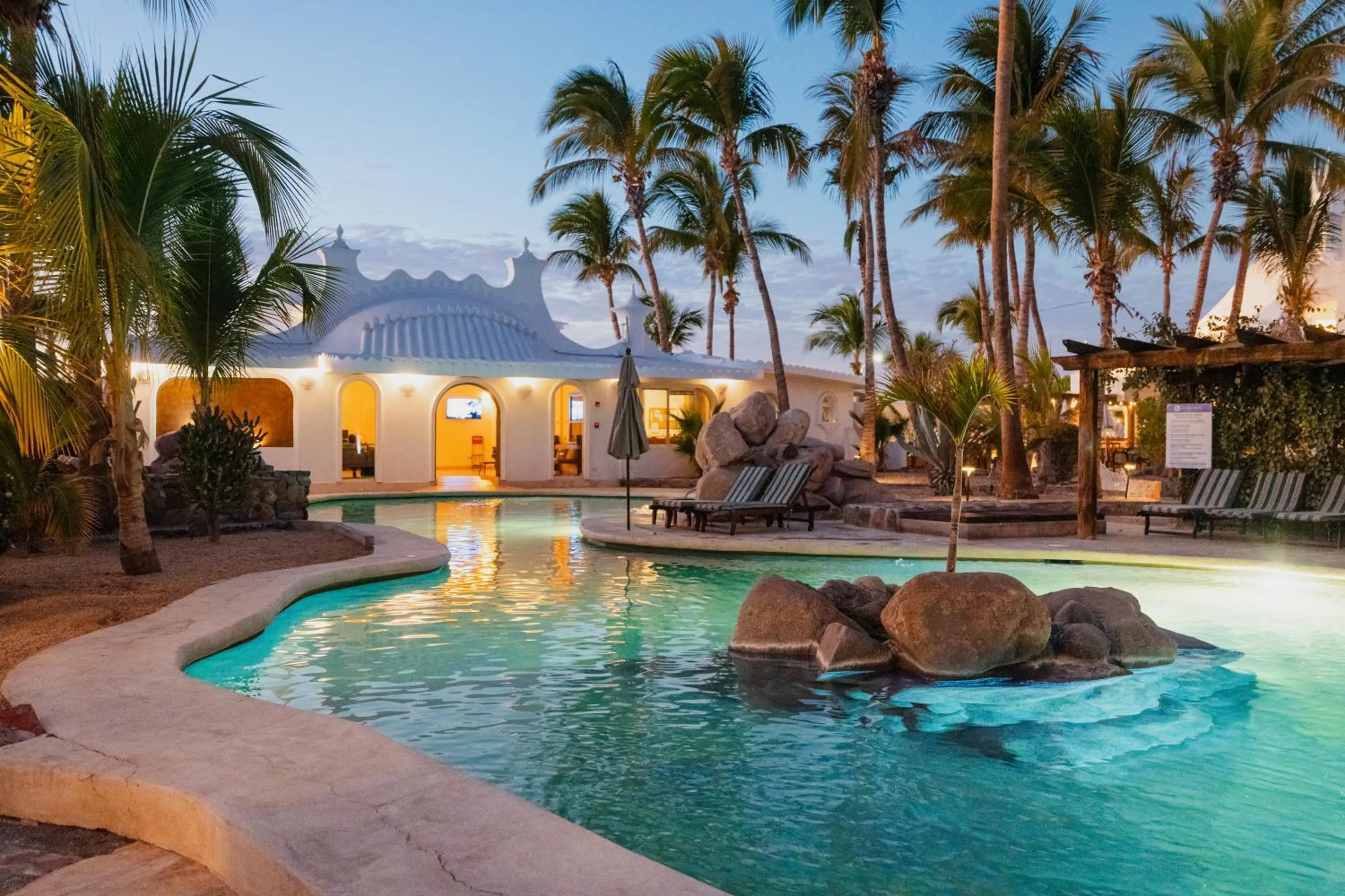 Property building in Hotel & Suites El Moro