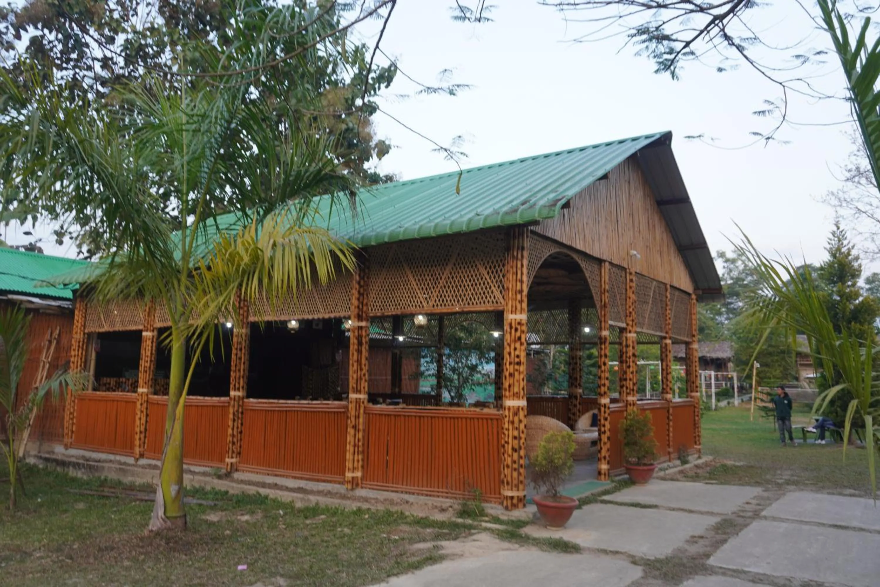 Restaurant/places to eat in Kaziranga Eco Camp