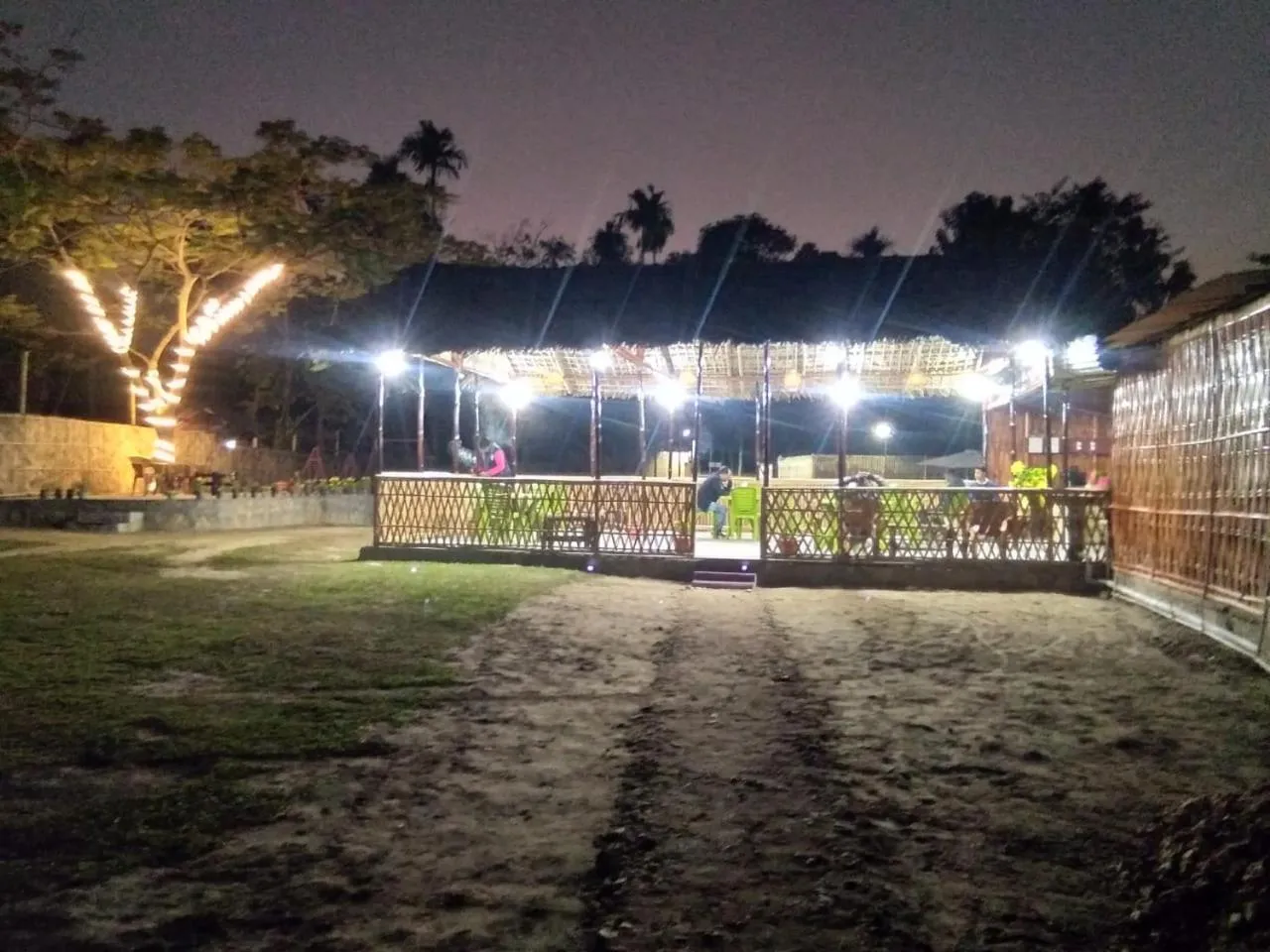 Restaurant/places to eat in Kaziranga Eco Camp