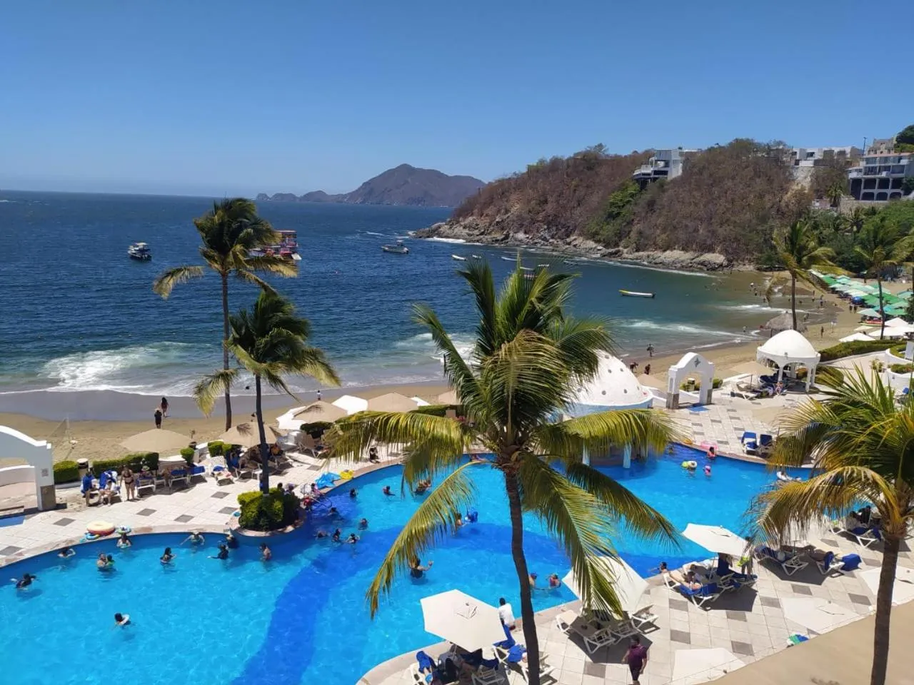 Pool view in Sierra Mar at Tesoro Manzanillo